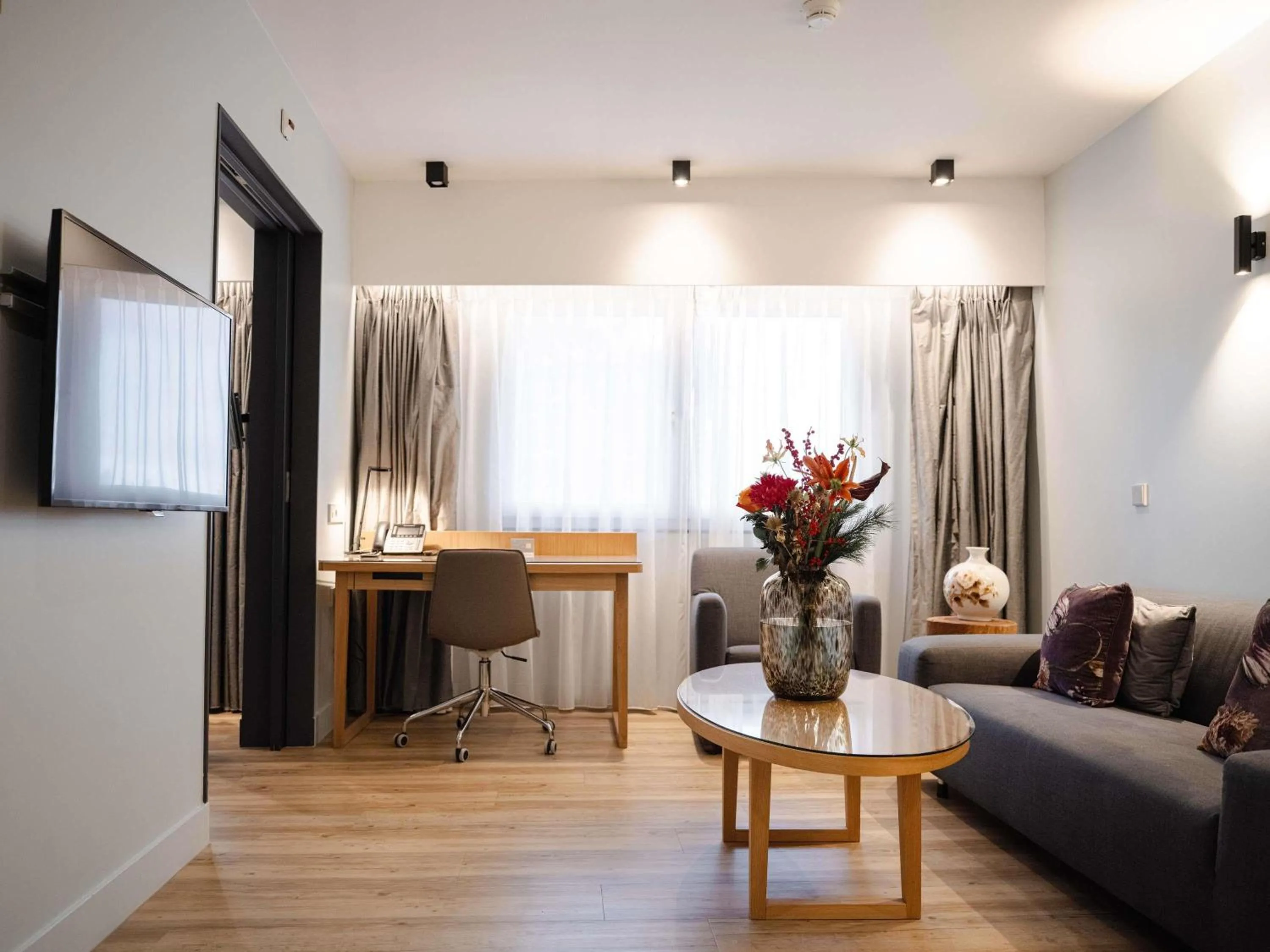 Bedroom in Swissôtel Amsterdam