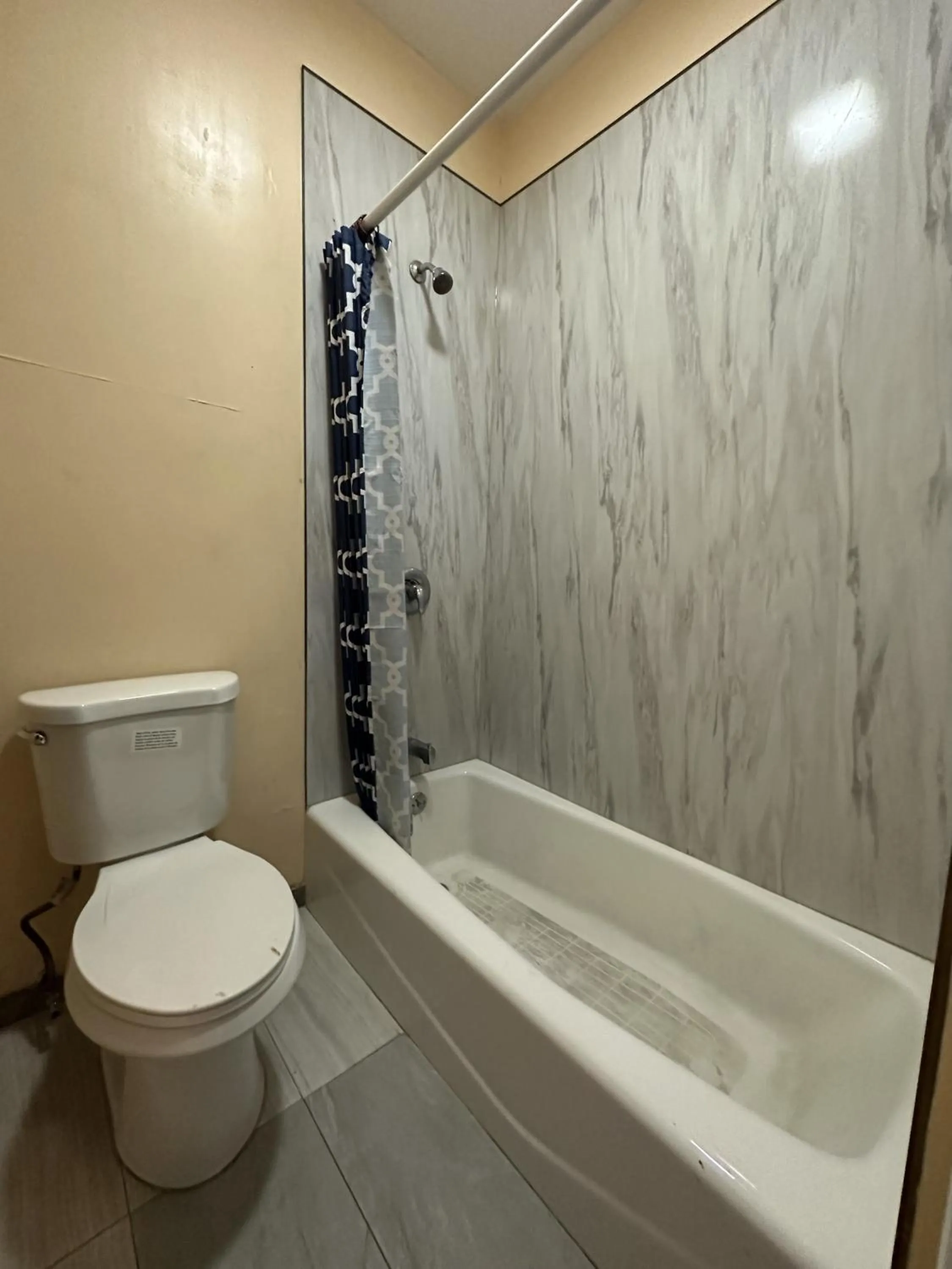 Shower in Unity Hotel - No Parking & Rooms Are Upstairs