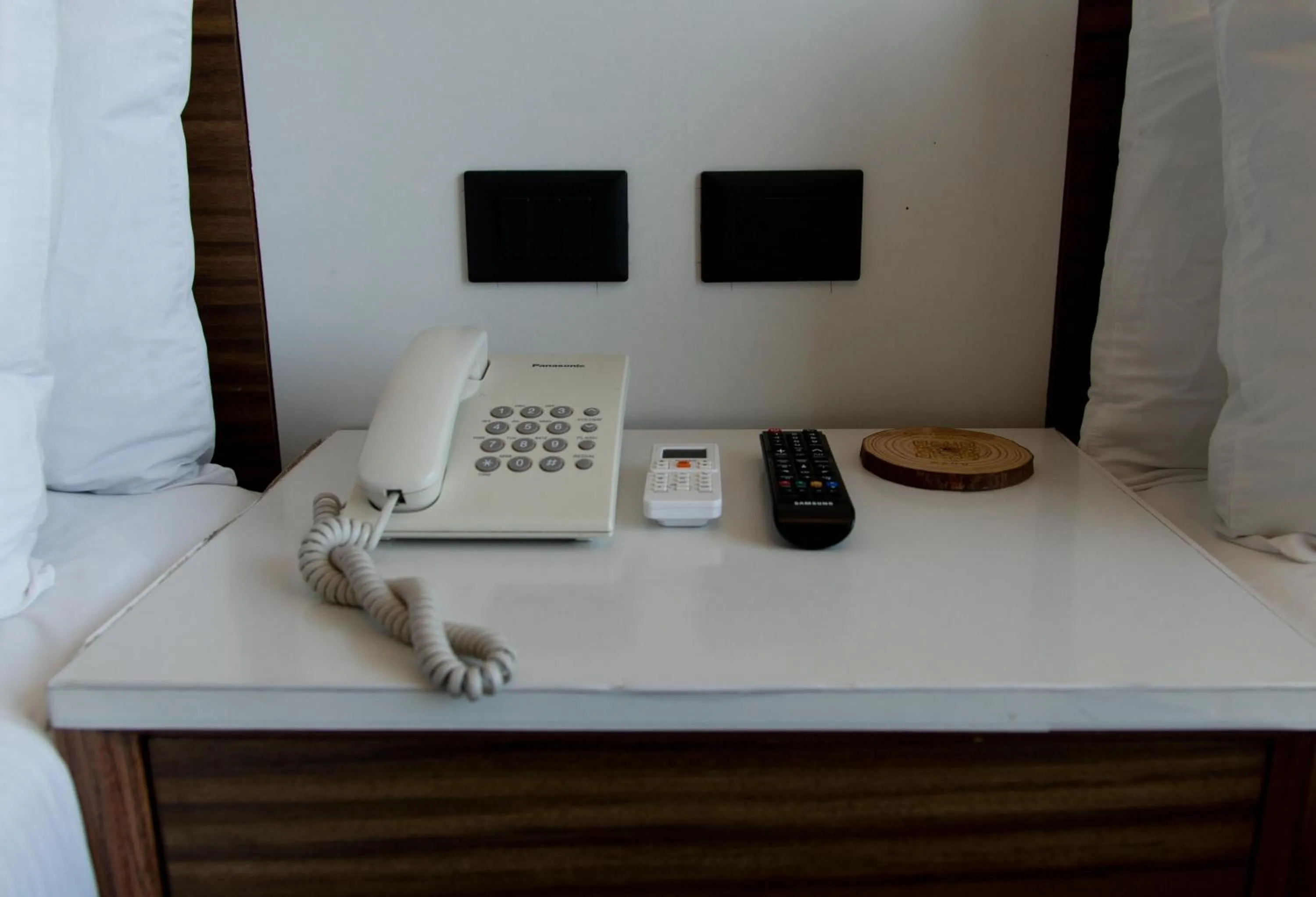 TV and multimedia in HVH by Yaxché