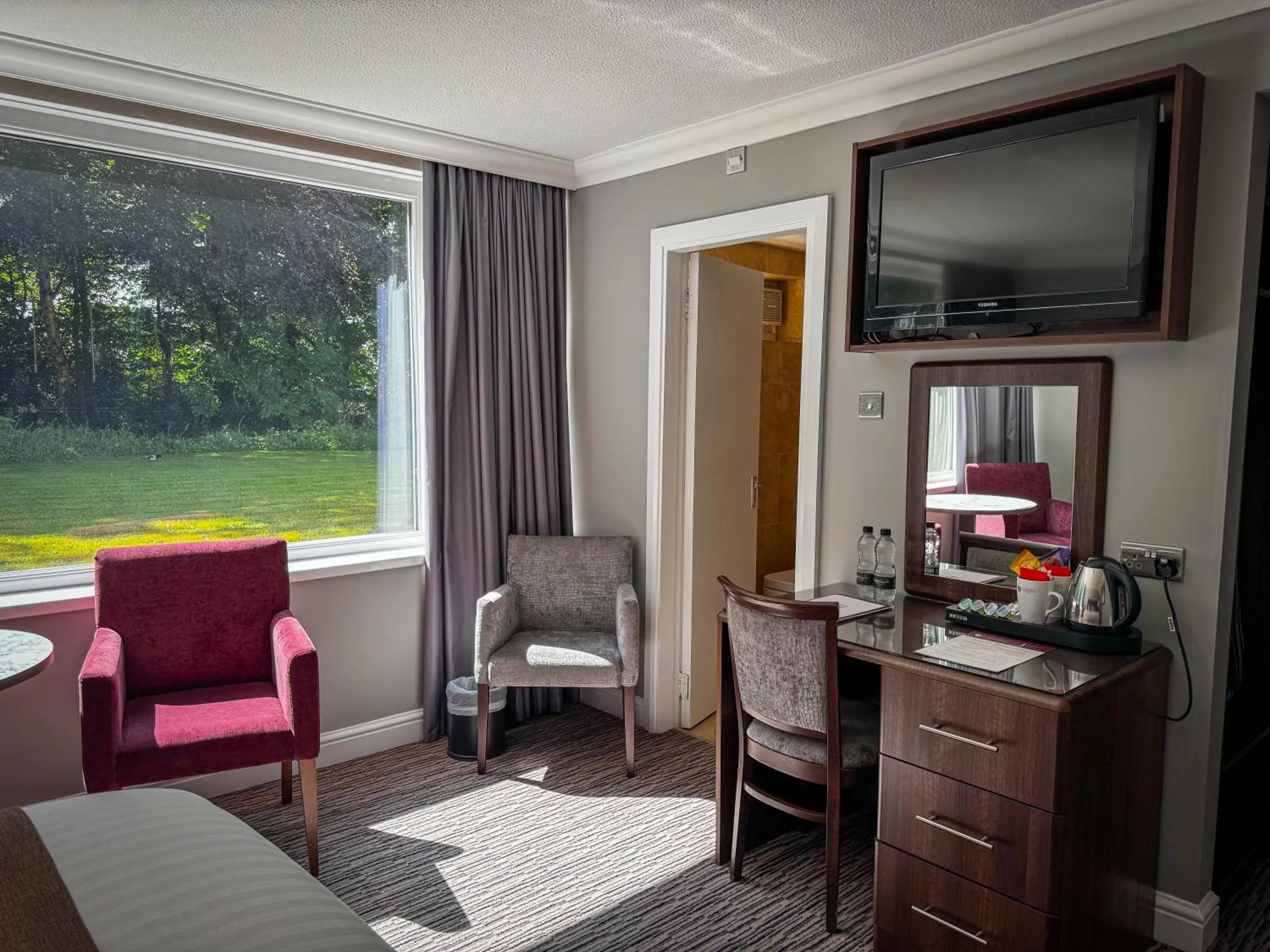 Bedroom in The Mount Country Manor Hotel & Golf Wolverhampton