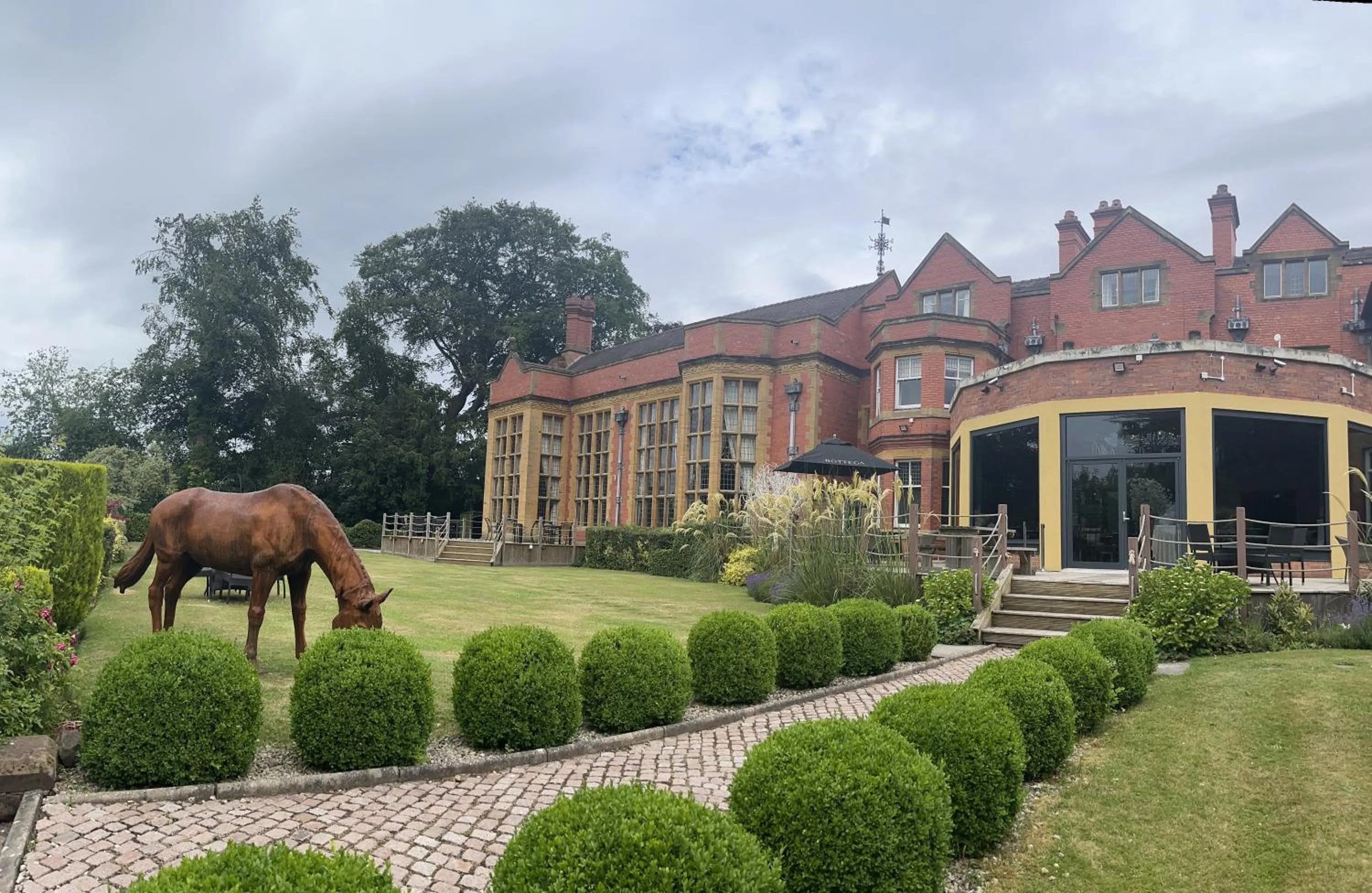 Garden view in The Mount Country Manor Hotel & Golf Wolverhampton