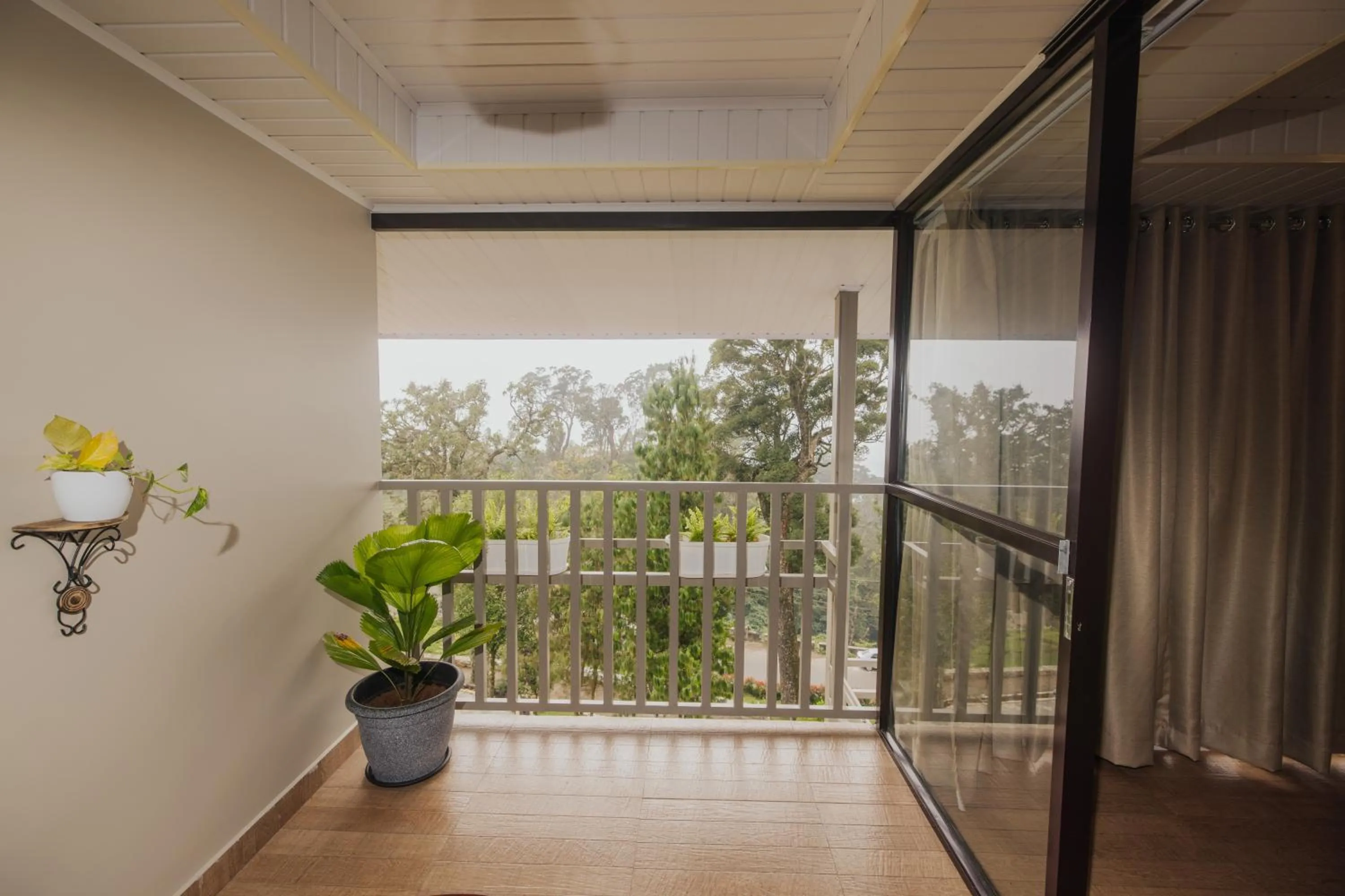 Patio in Misty Courtyard Resort