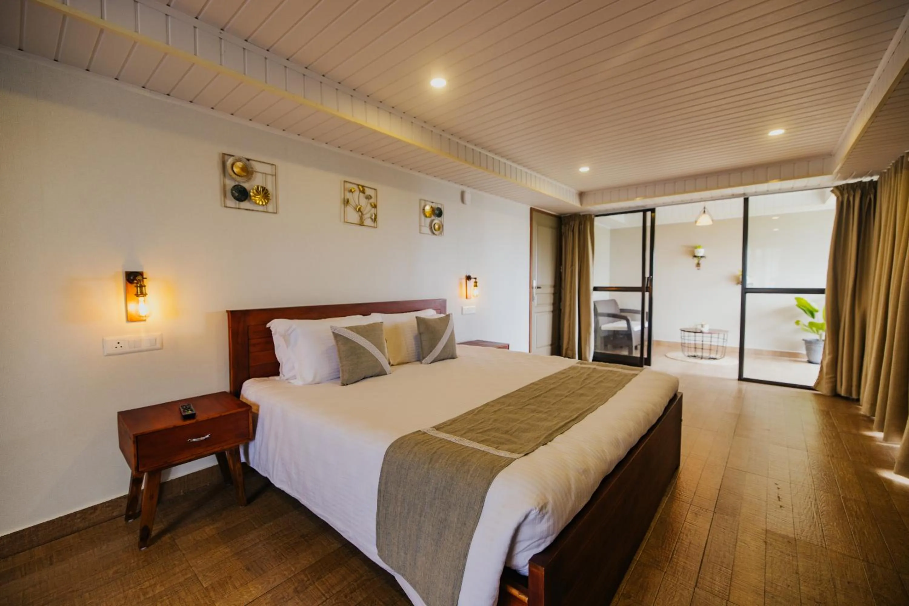 Bed in Misty Courtyard Resort