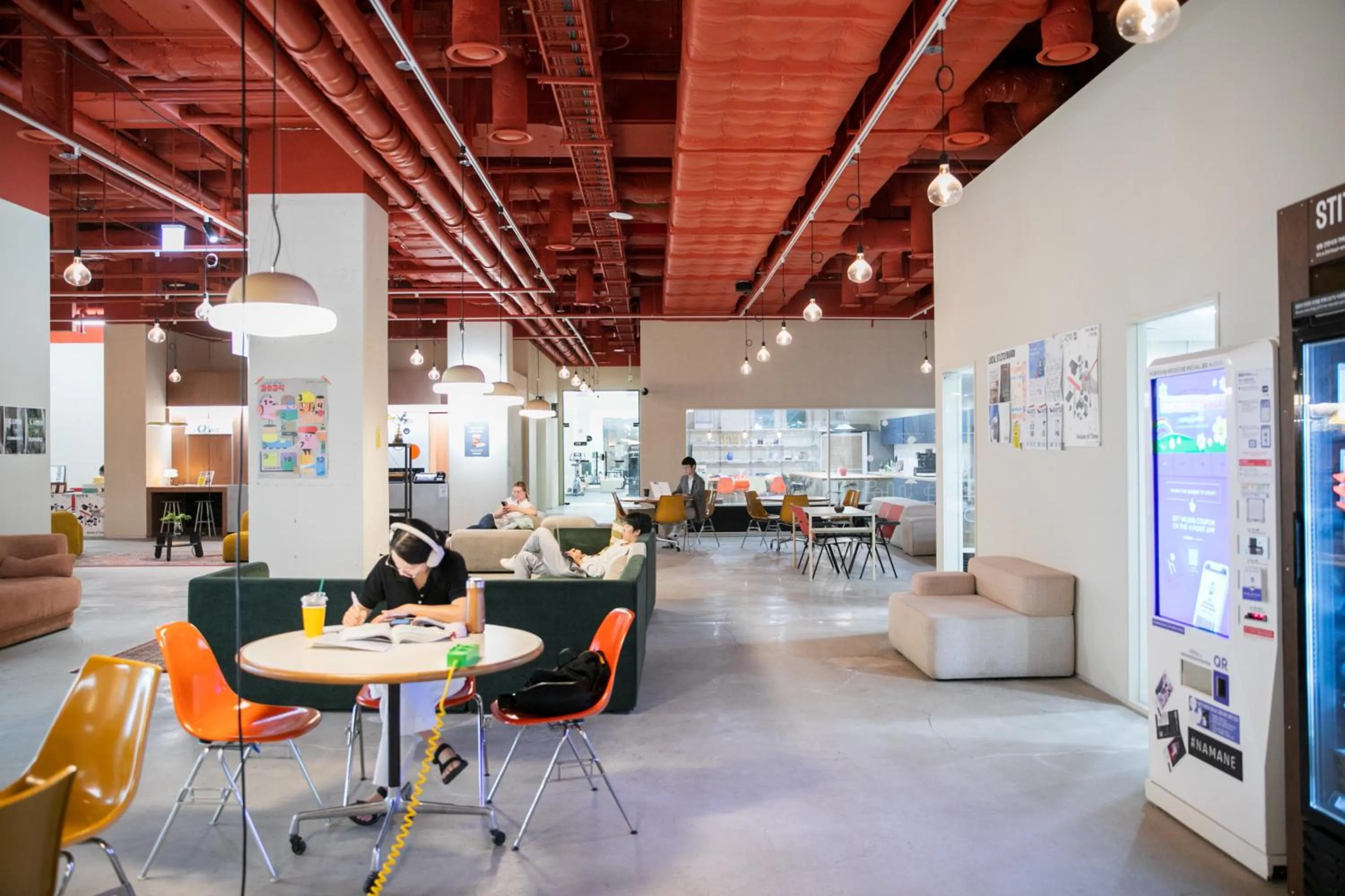 Seating area in Local Stitch Creator Town Seogyo