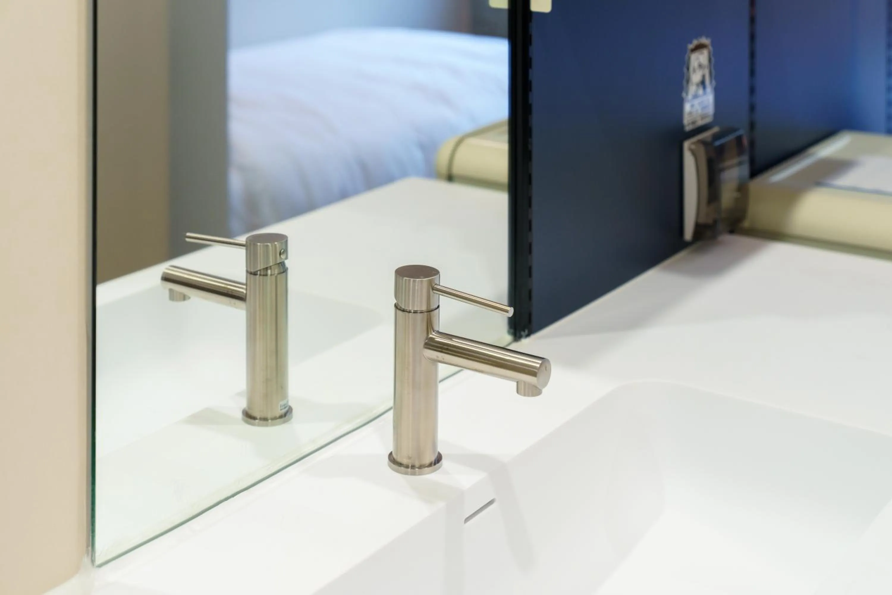 Photo of the whole room, Bed in Local Stitch Creator Town Seogyo