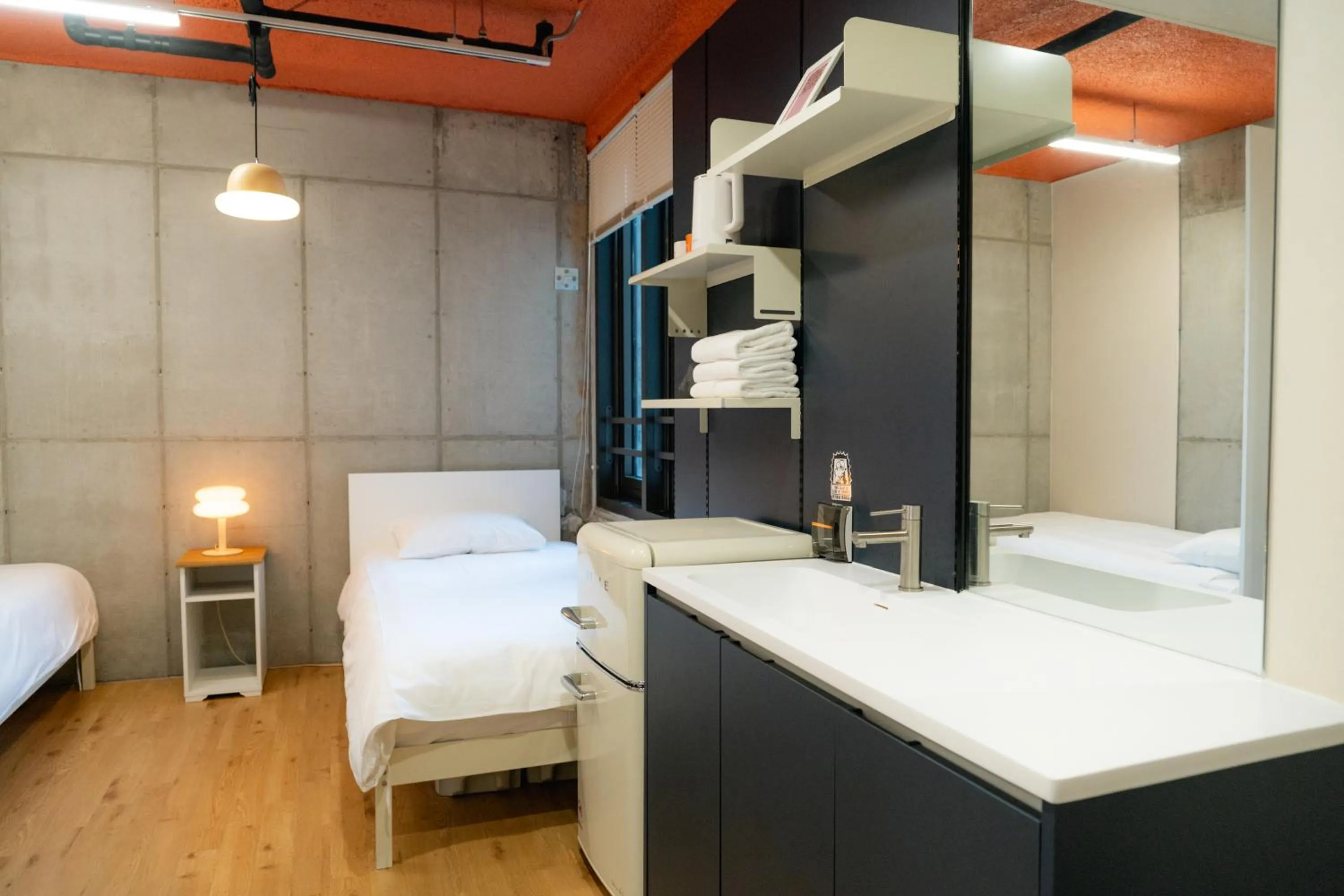 Photo of the whole room, Bed in Local Stitch Creator Town Seogyo