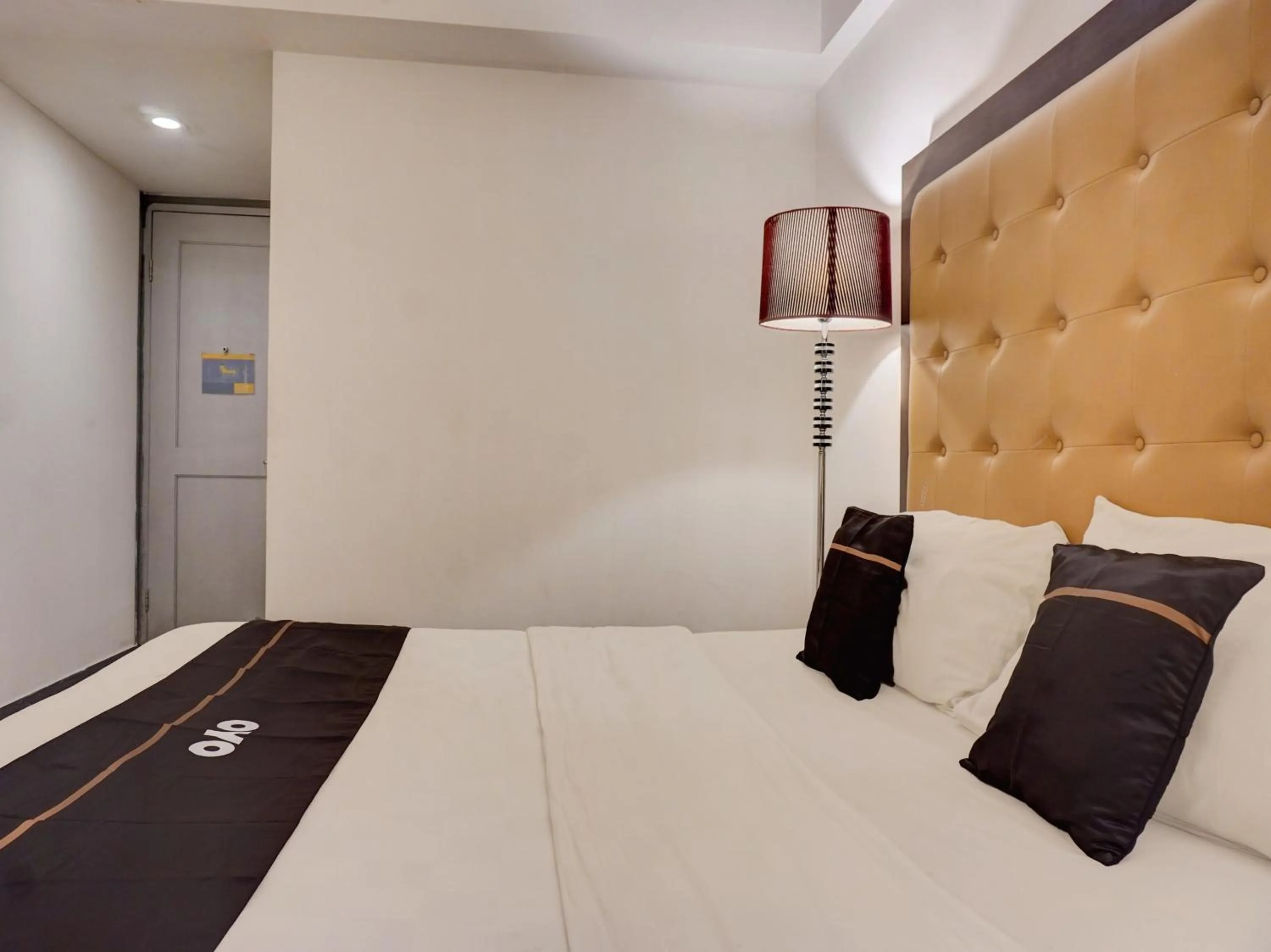 Bedroom, Bed in Hotel O Townhouse Oak Grand Orienchi