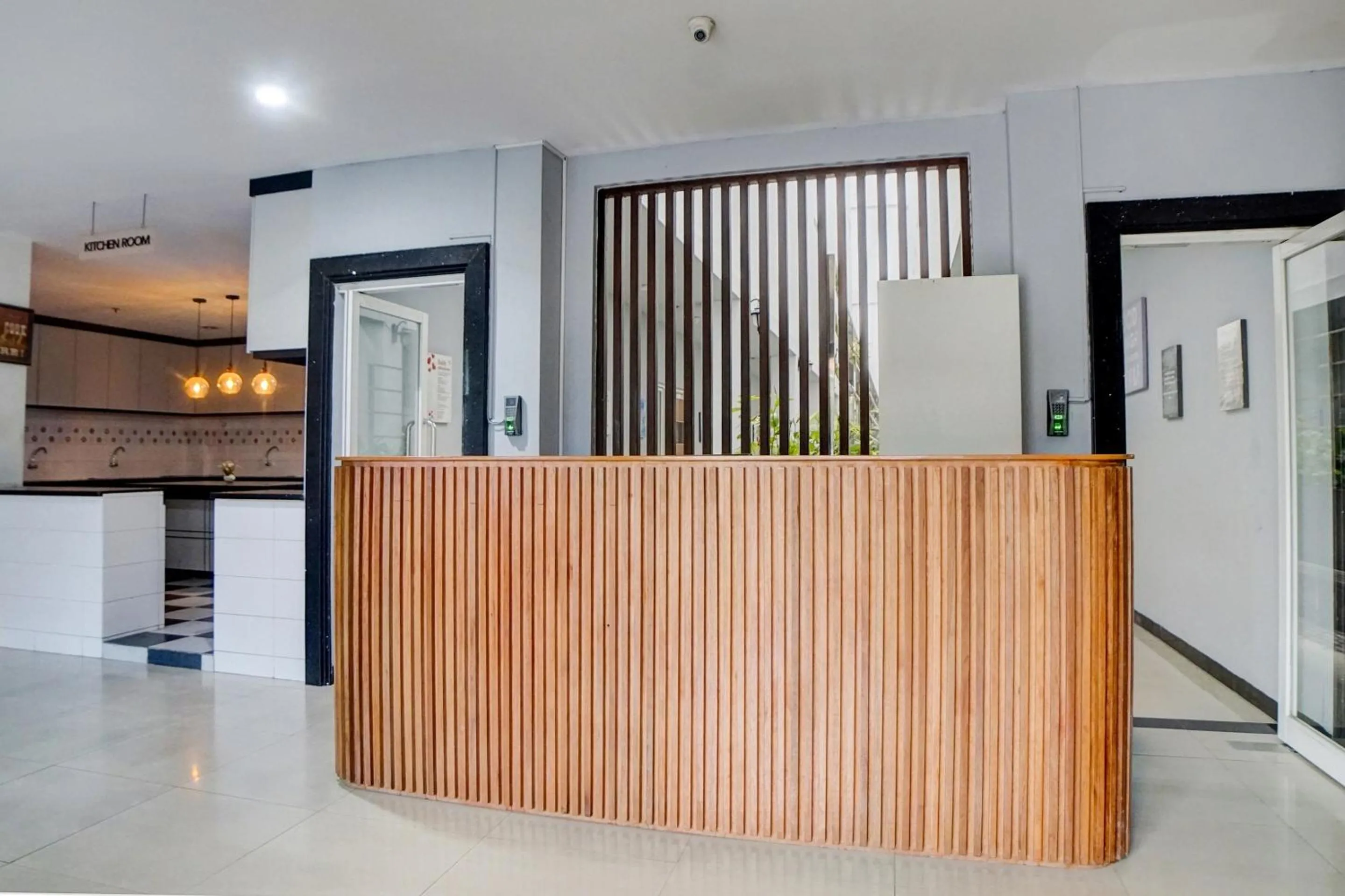 Lobby or reception in Hotel O Finest House Near Amplas Bus Terminal