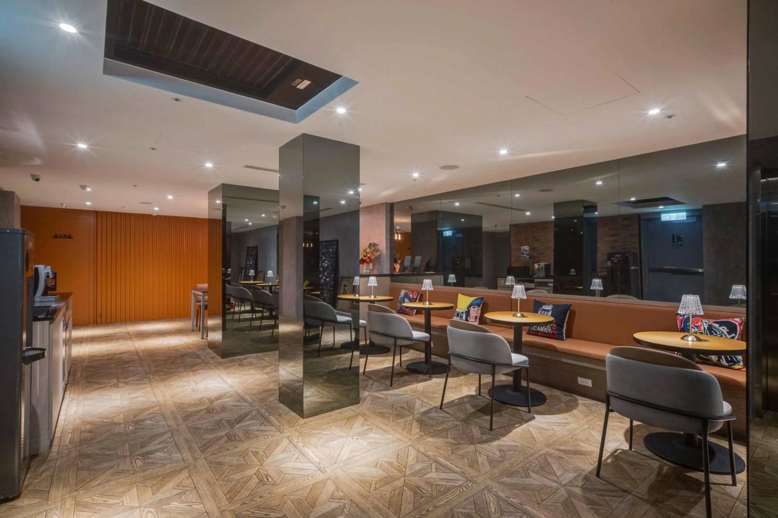 Seating area in Fun Stay Inn Ximen