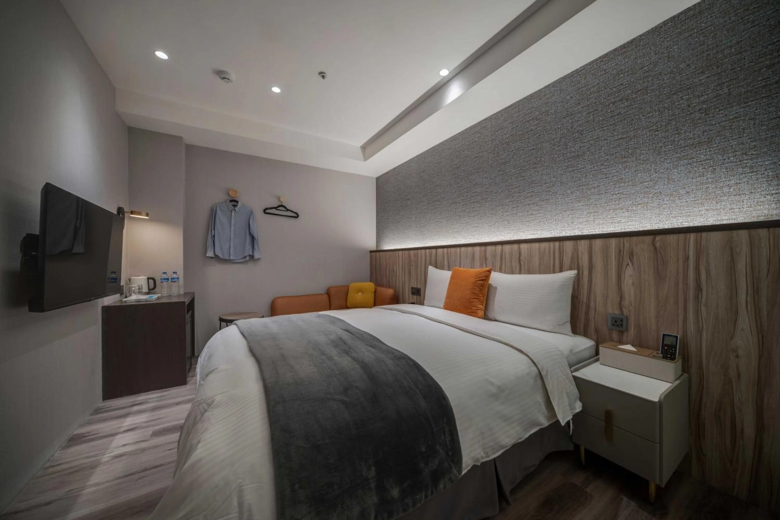 Photo of the whole room, Bed in Fun Stay Inn Ximen