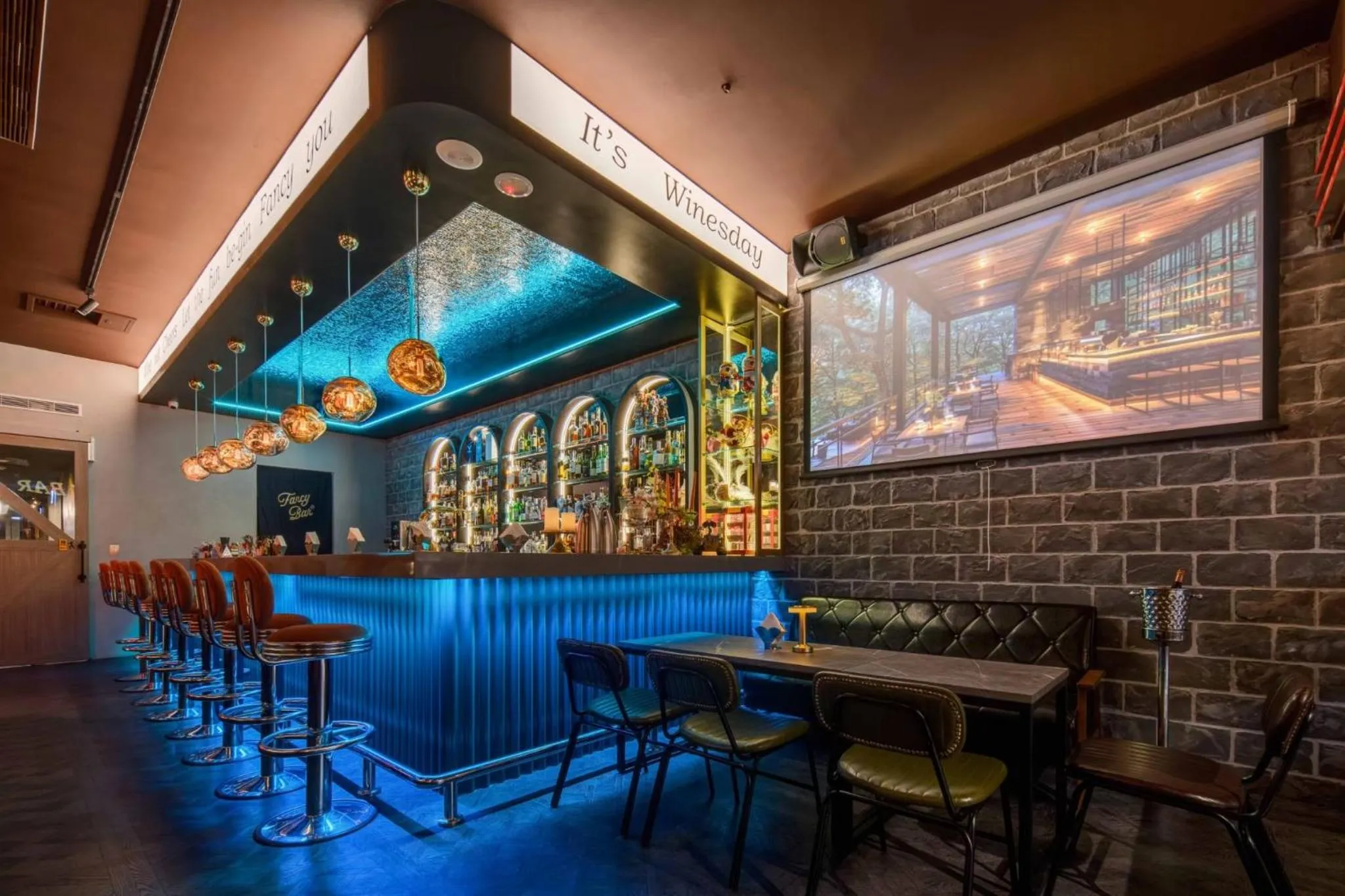 Lounge or bar in Fun Stay Inn Ximen