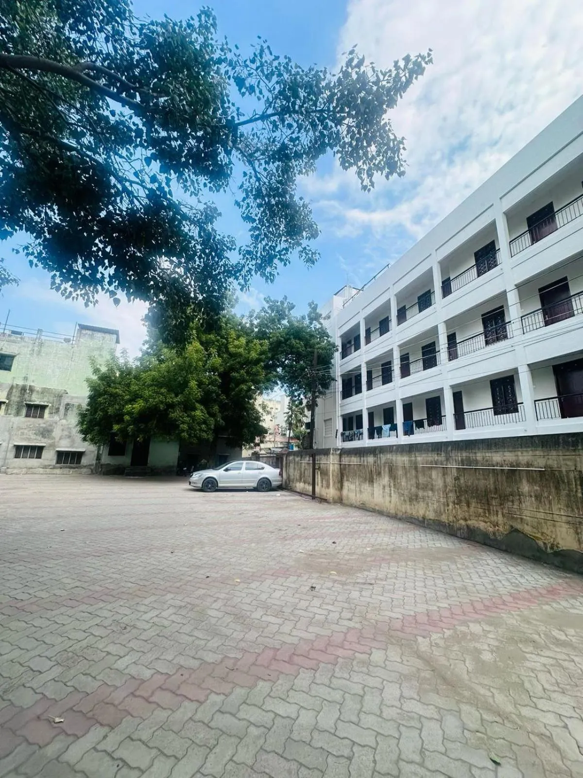 Parking in Hotel Grand Sabarees