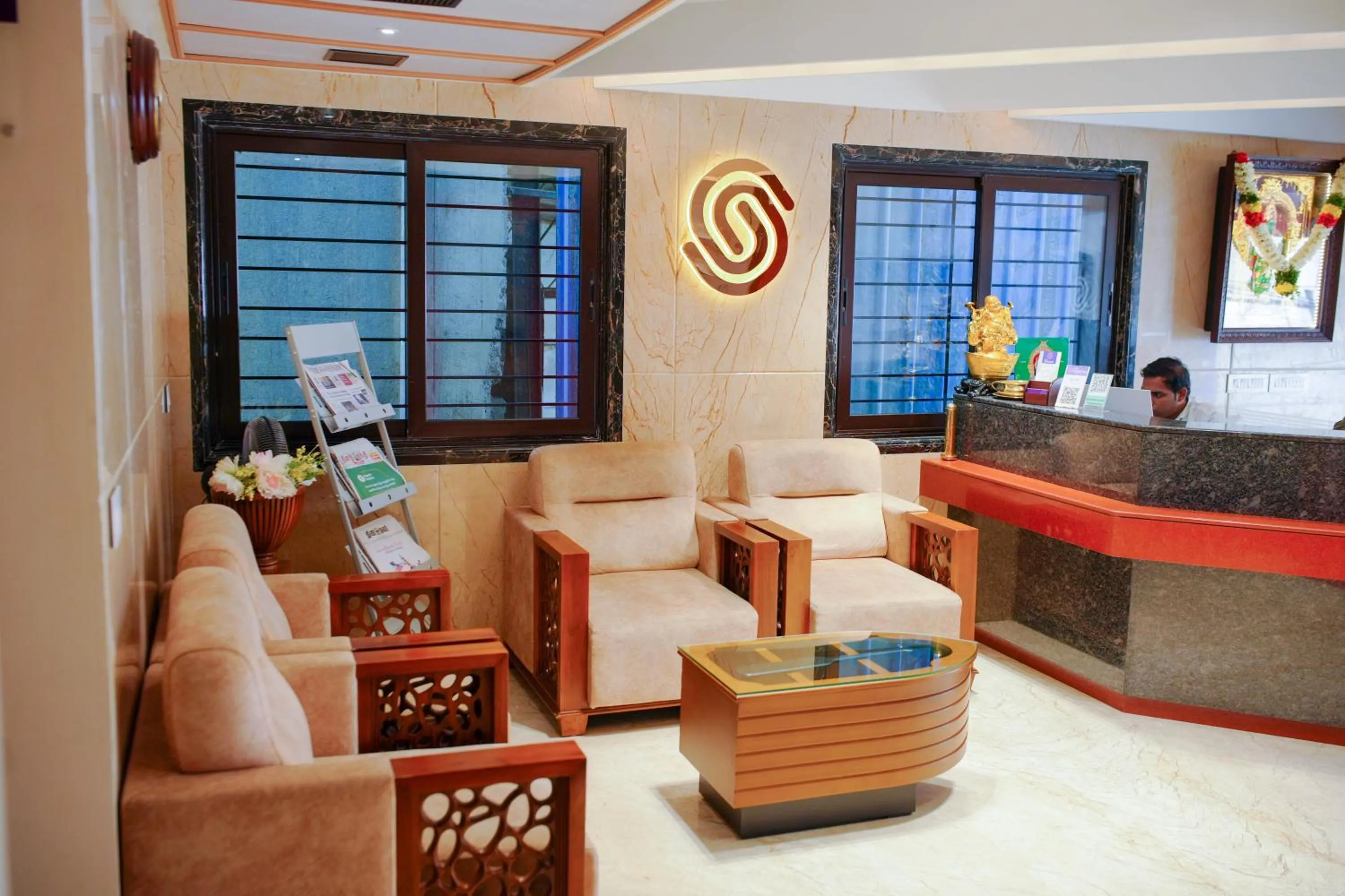 Lobby or reception in Hotel Grand Sabarees