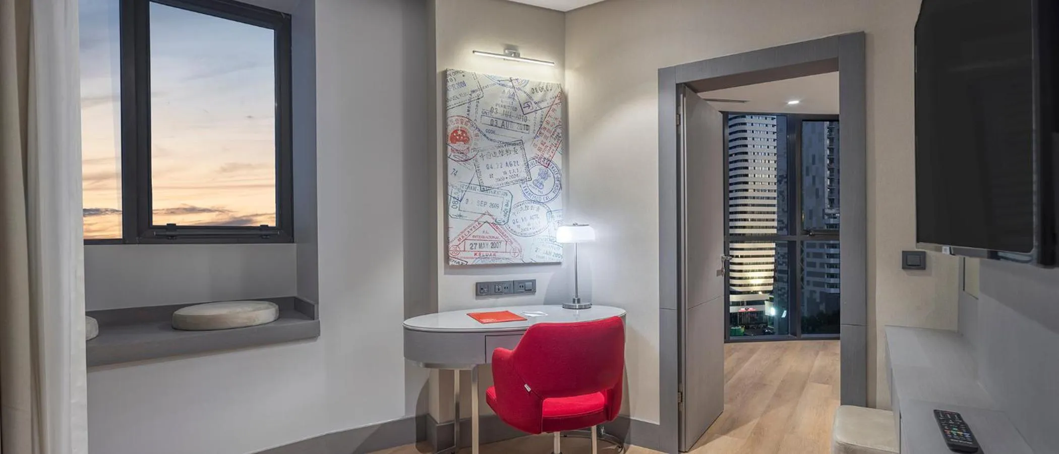 Living room in Billionaire Ramada Plaza by Wyndham Batumi & Casino