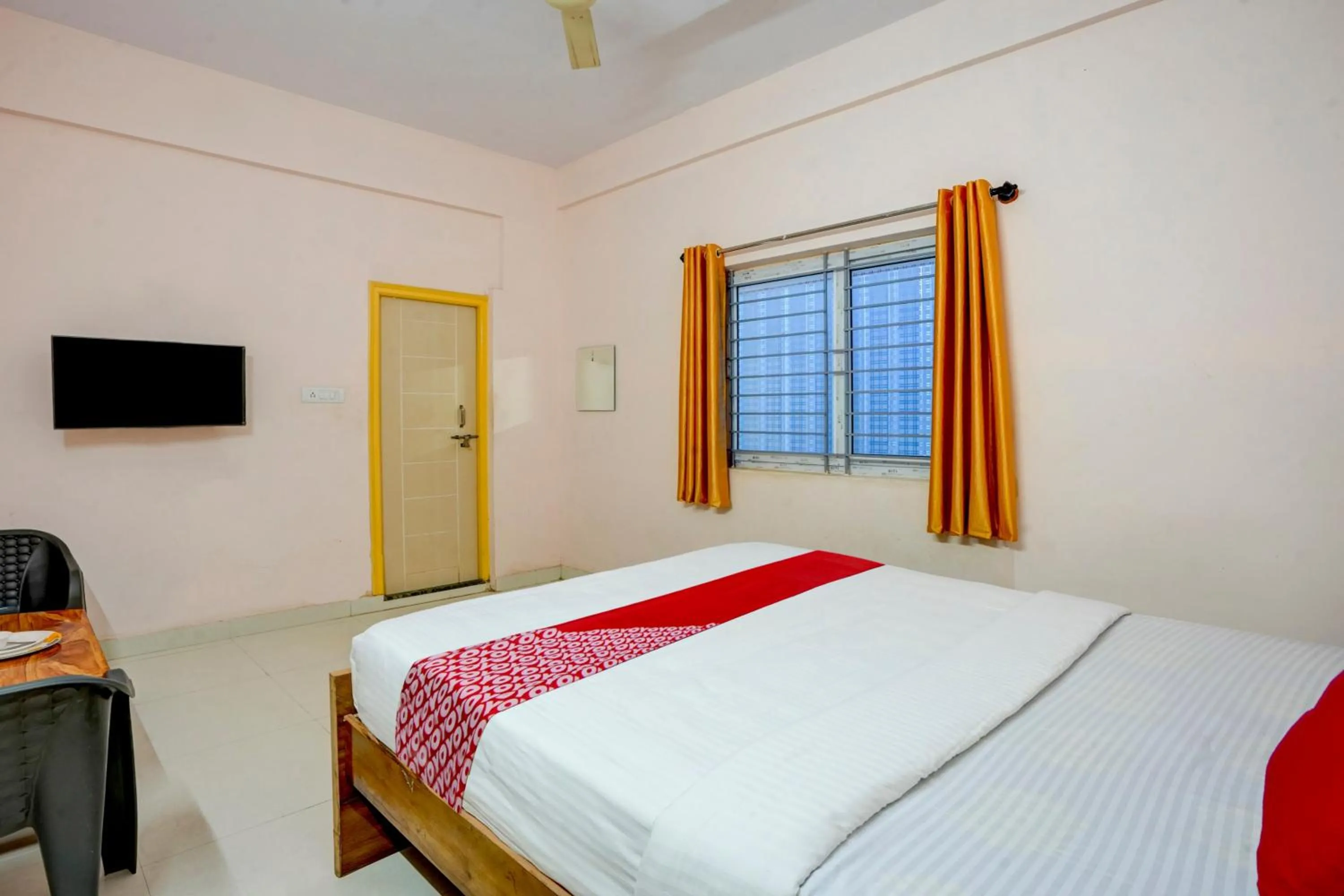 Bedroom, Bed in Hotel O VBH Inn