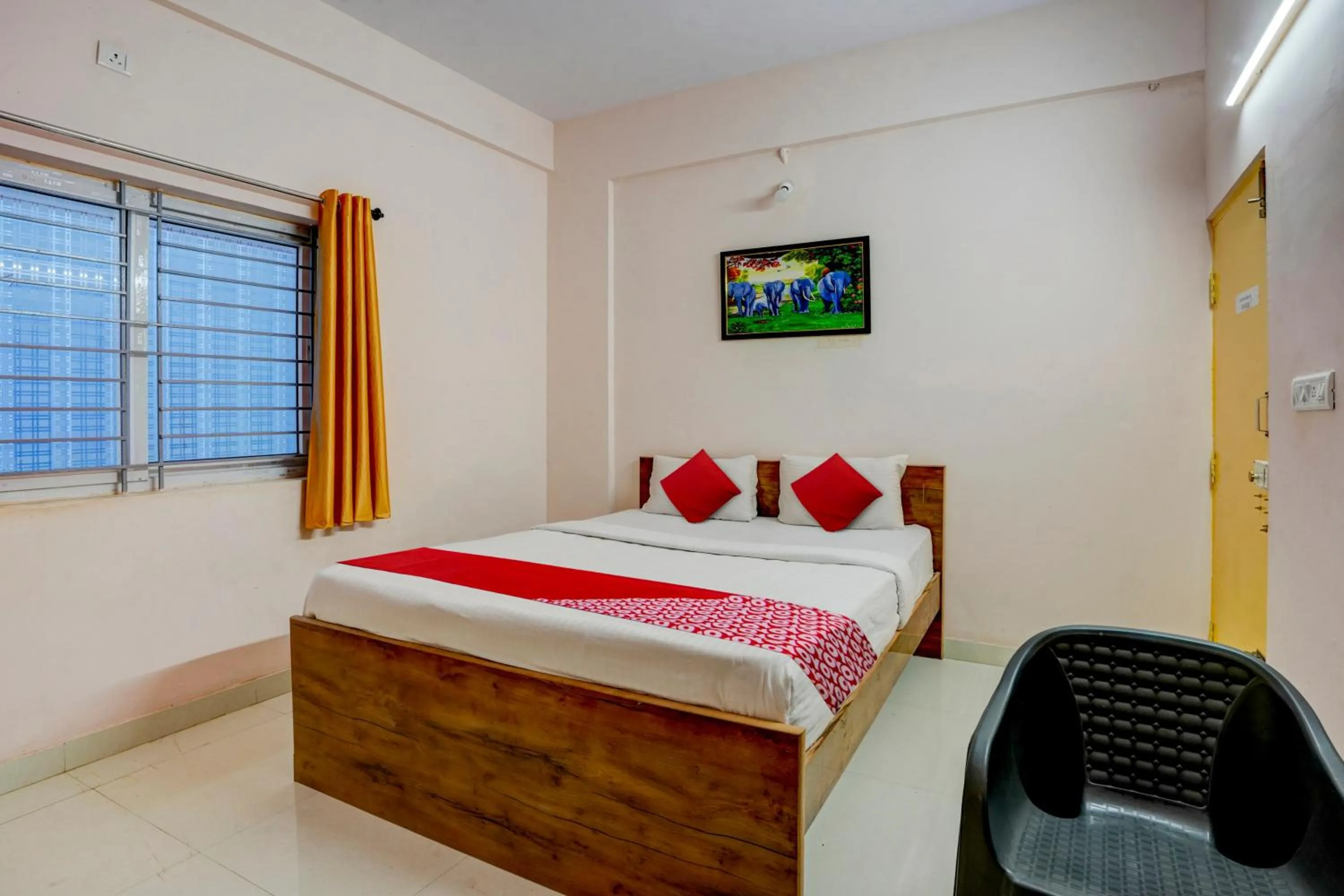 Bedroom, Bed in Hotel O VBH Inn