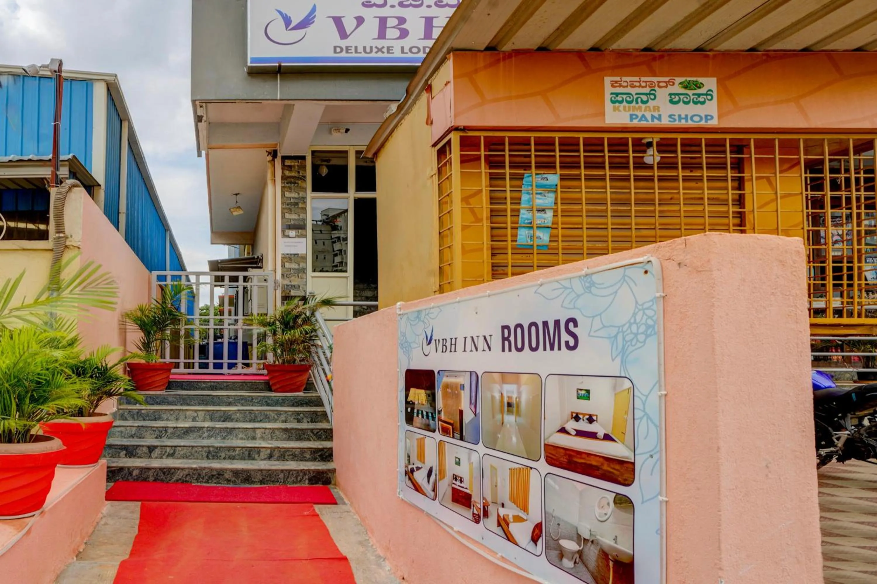 Facade/entrance in Hotel O VBH Inn