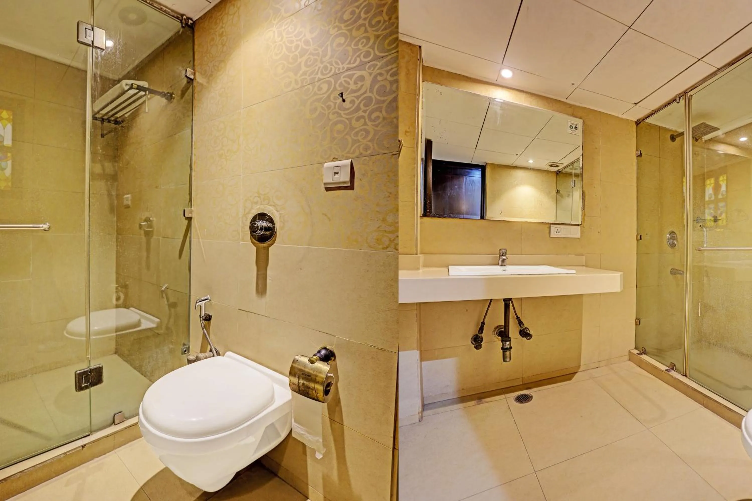 Bathroom in Townhouse The Royce New Friends Colony