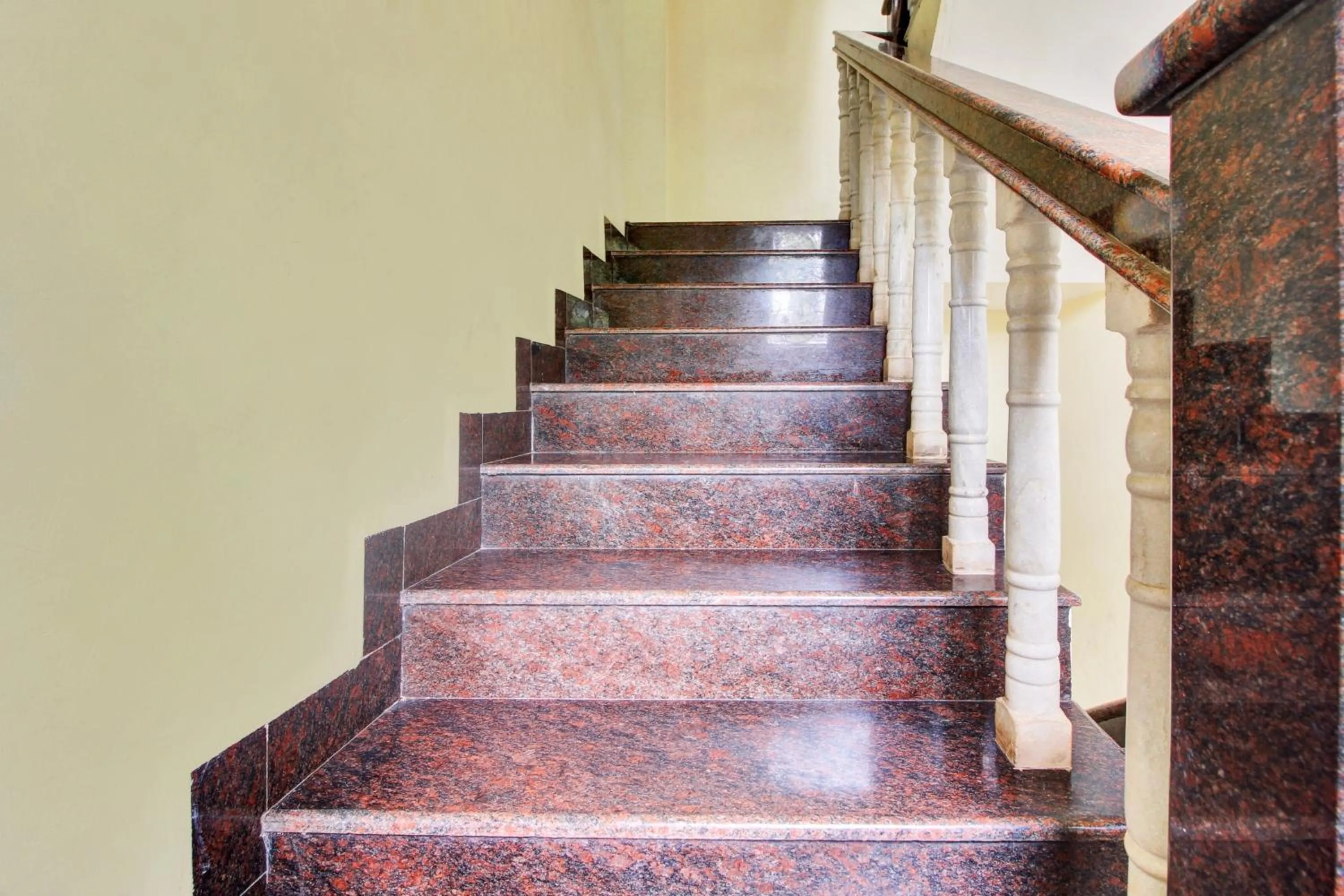 Facade/entrance in Hotel O Ferns Guest House