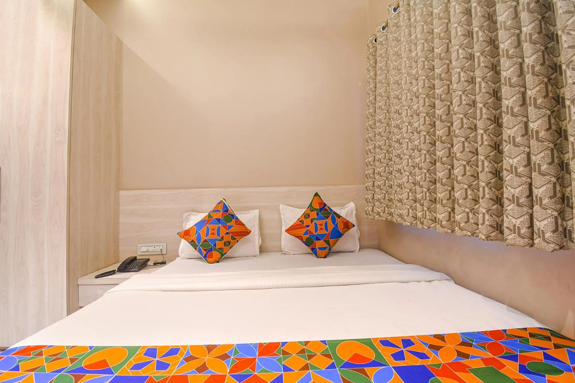 Bed in FabHotel Kitchen Q Inn - Belaghata