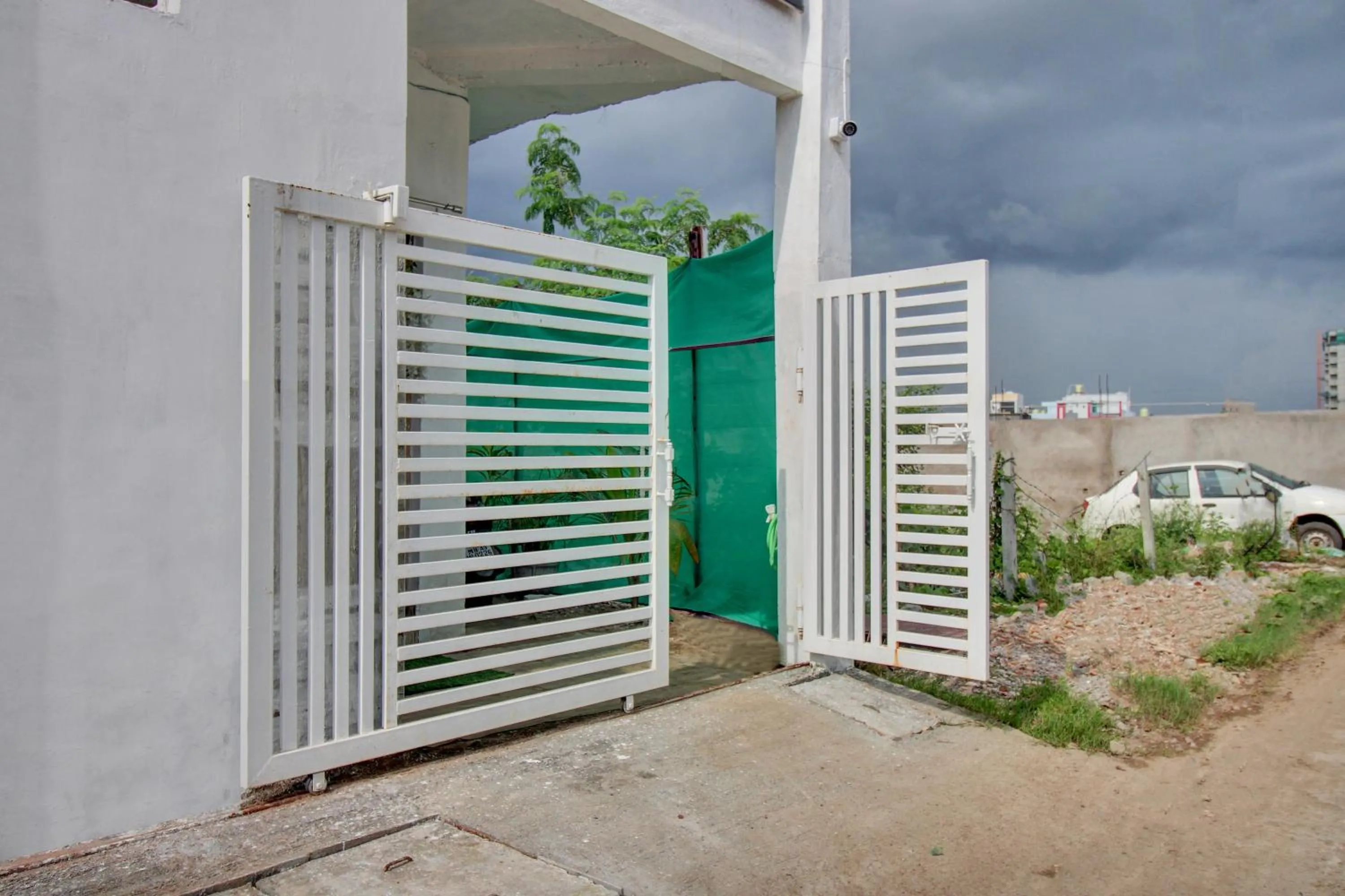Facade/entrance in SPOT ON Hotel BRC Inn