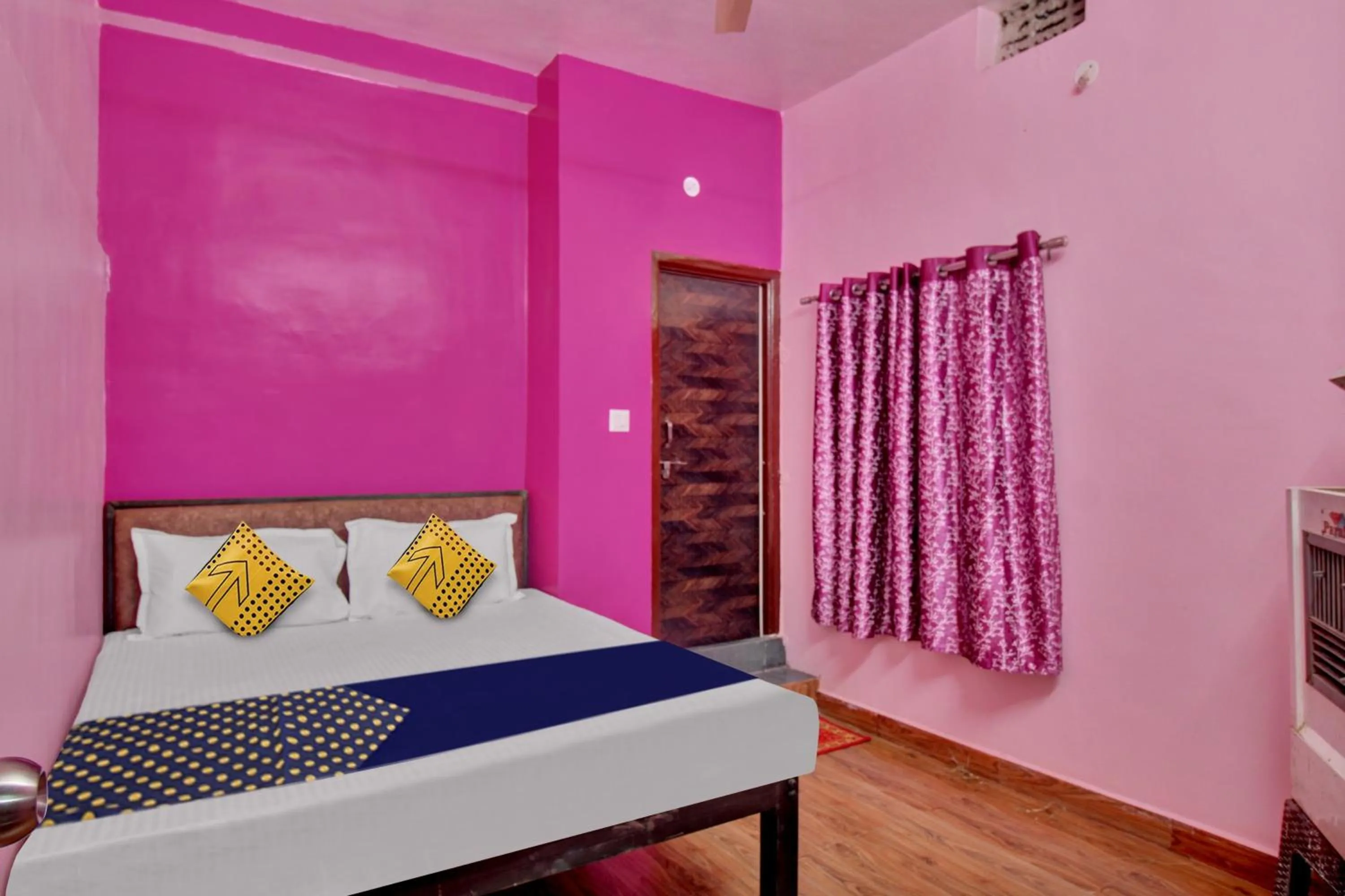 Classic Triple Room - single occupancy in SPOT ON Hotel BRC Inn