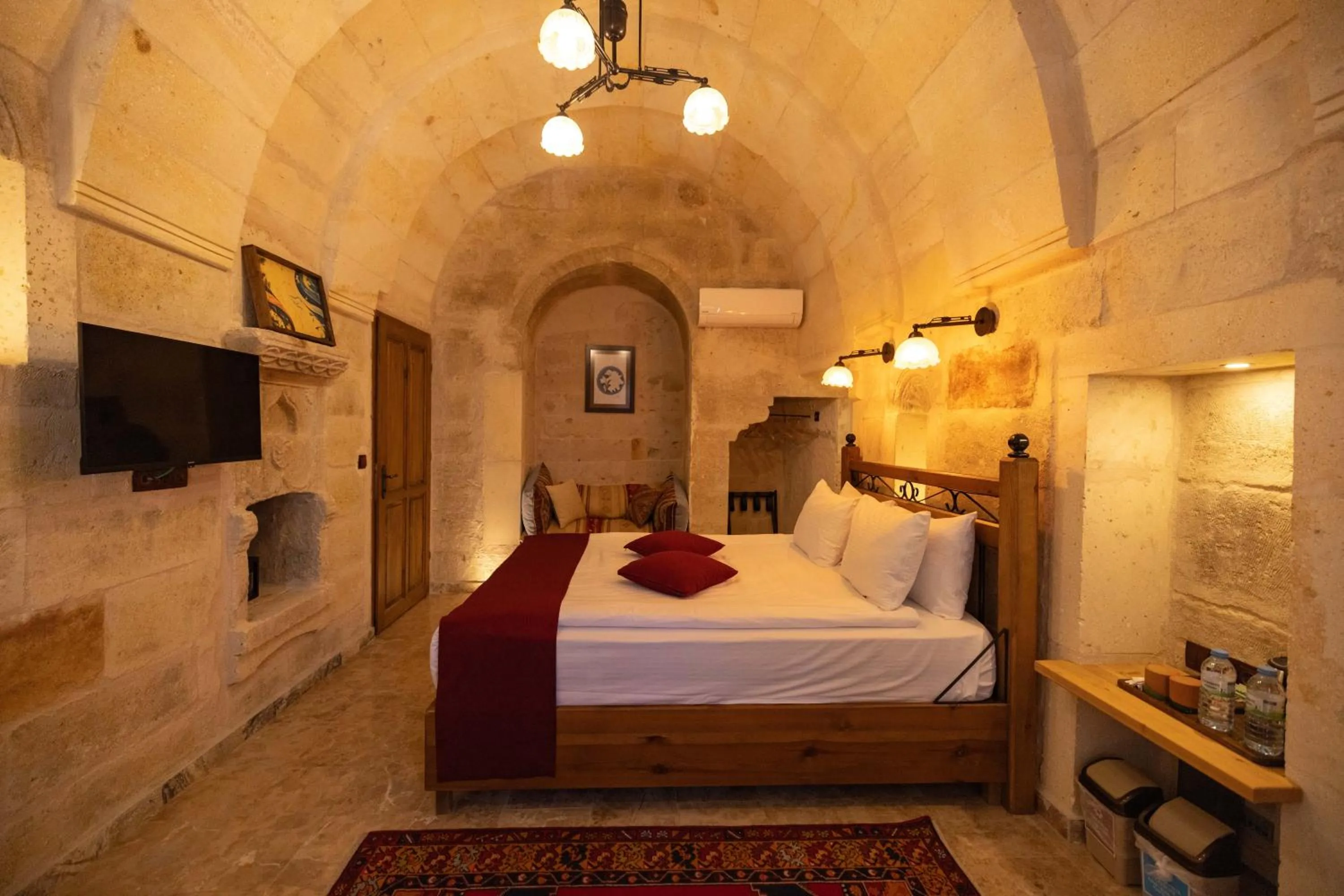 TV and multimedia, Bed in Peruna Cave