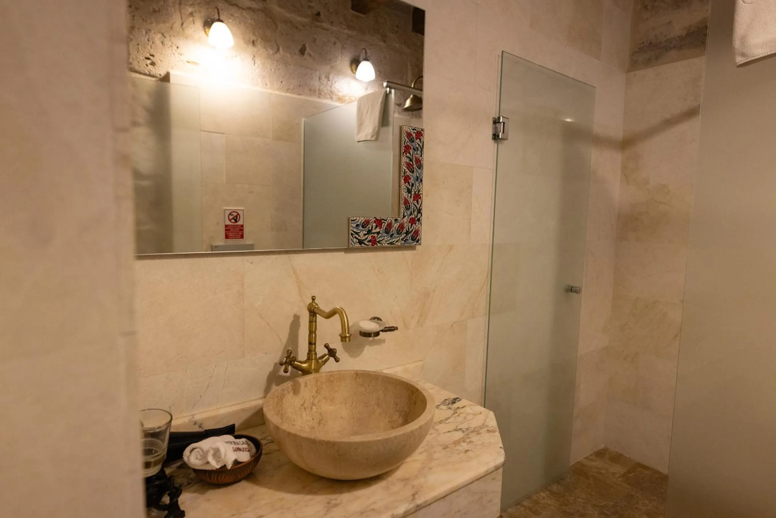 Bathroom in Peruna Cave