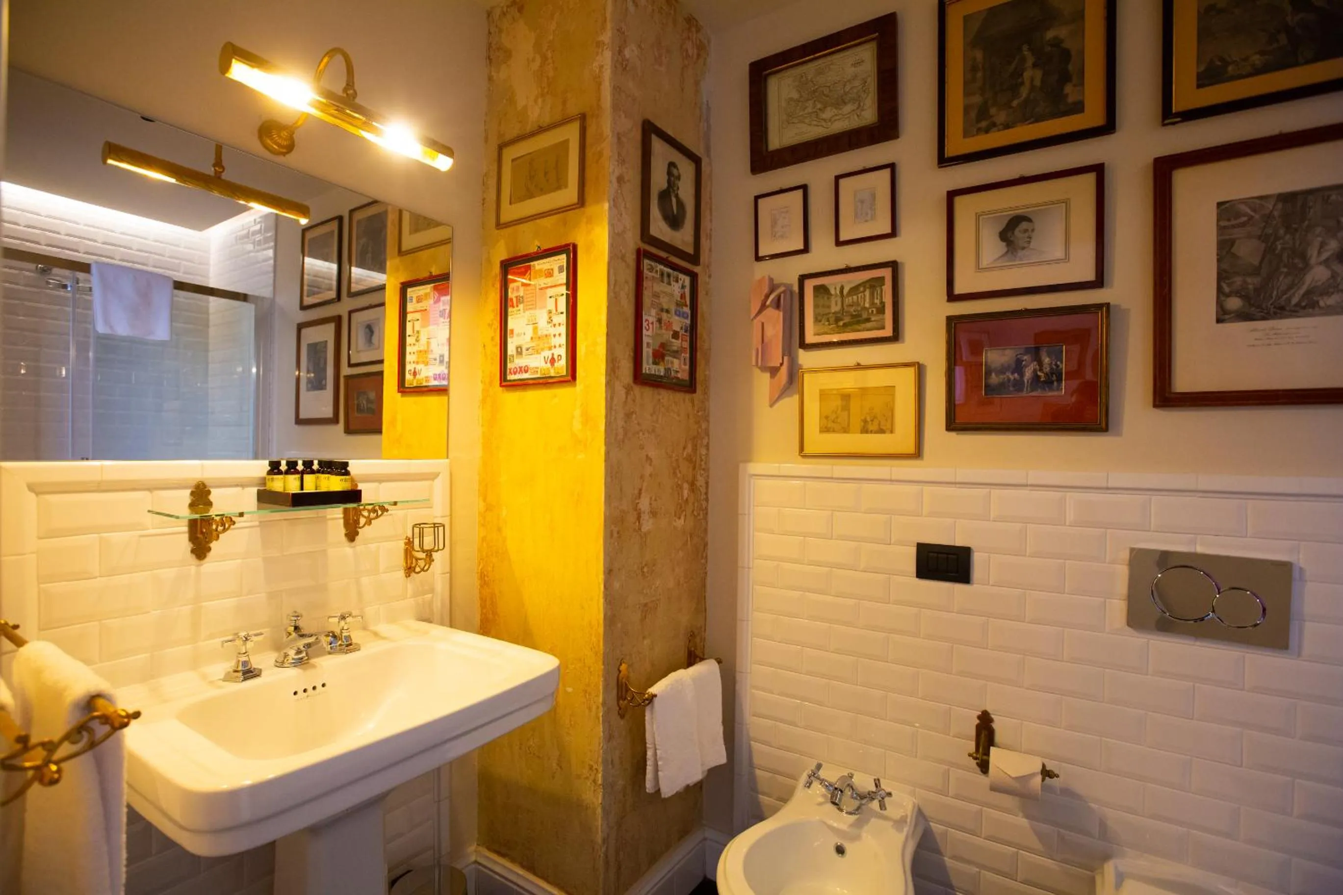 Bathroom in Stella d'Italia