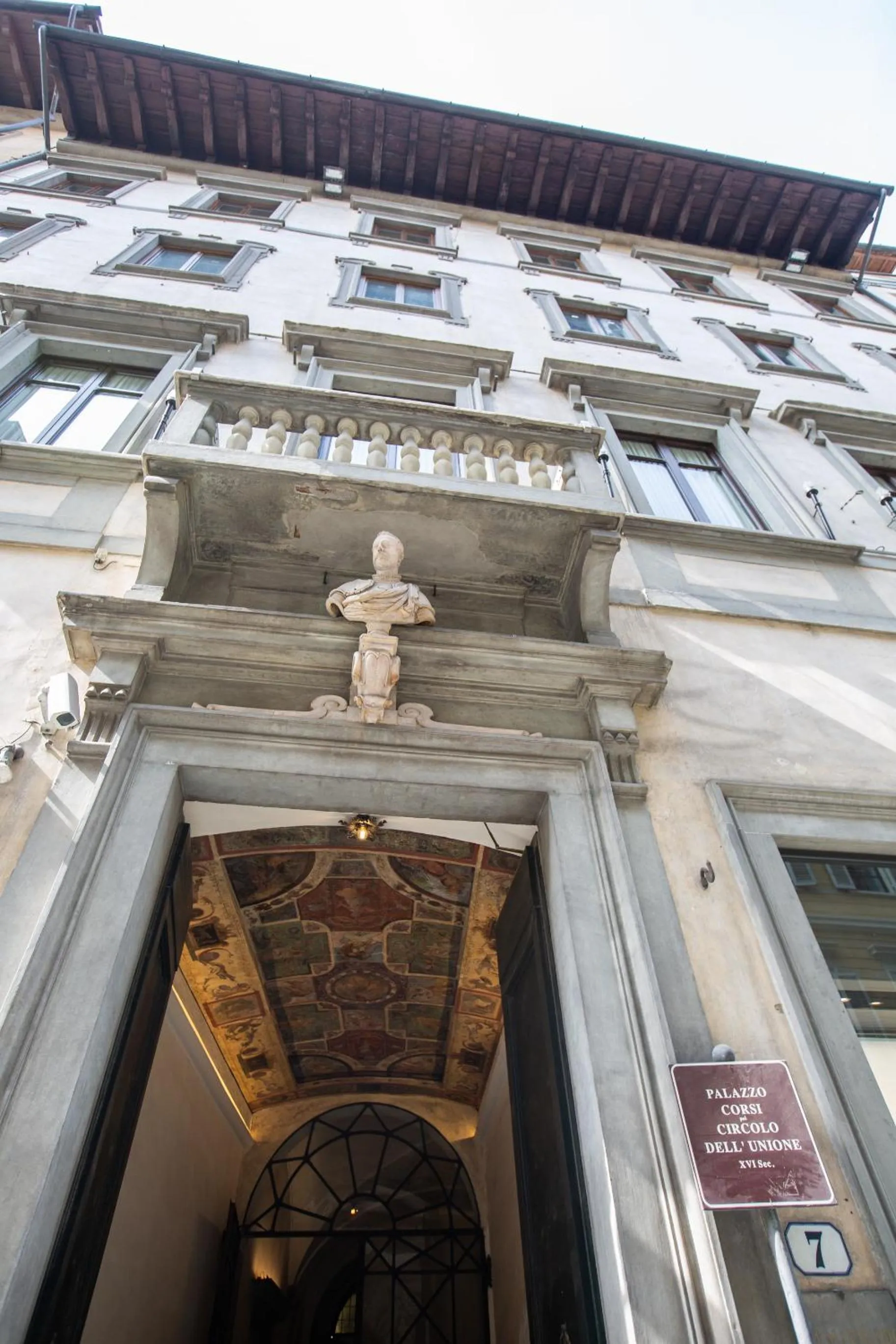 Property building in Stella d'Italia