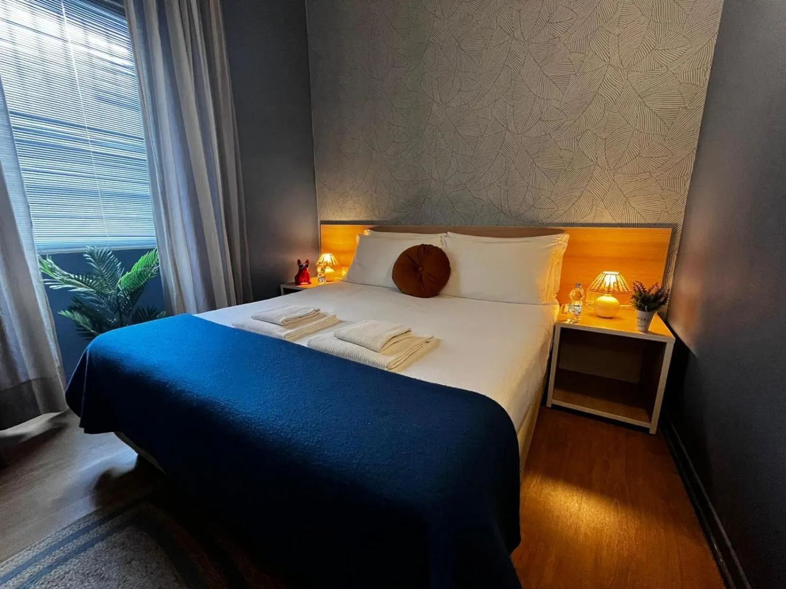 Bed in The Convo Lake Como