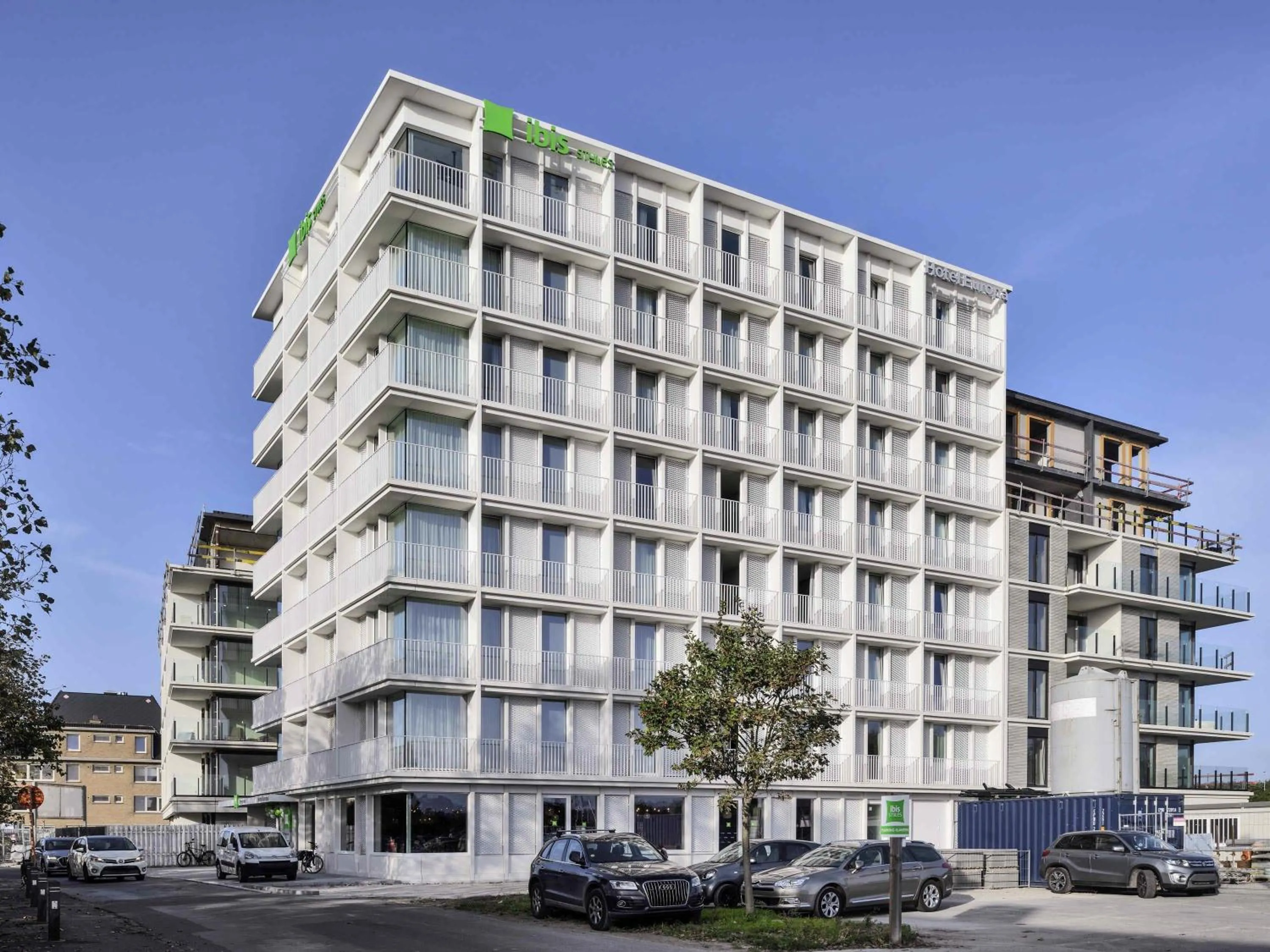 Property building in ibis Styles Bredene