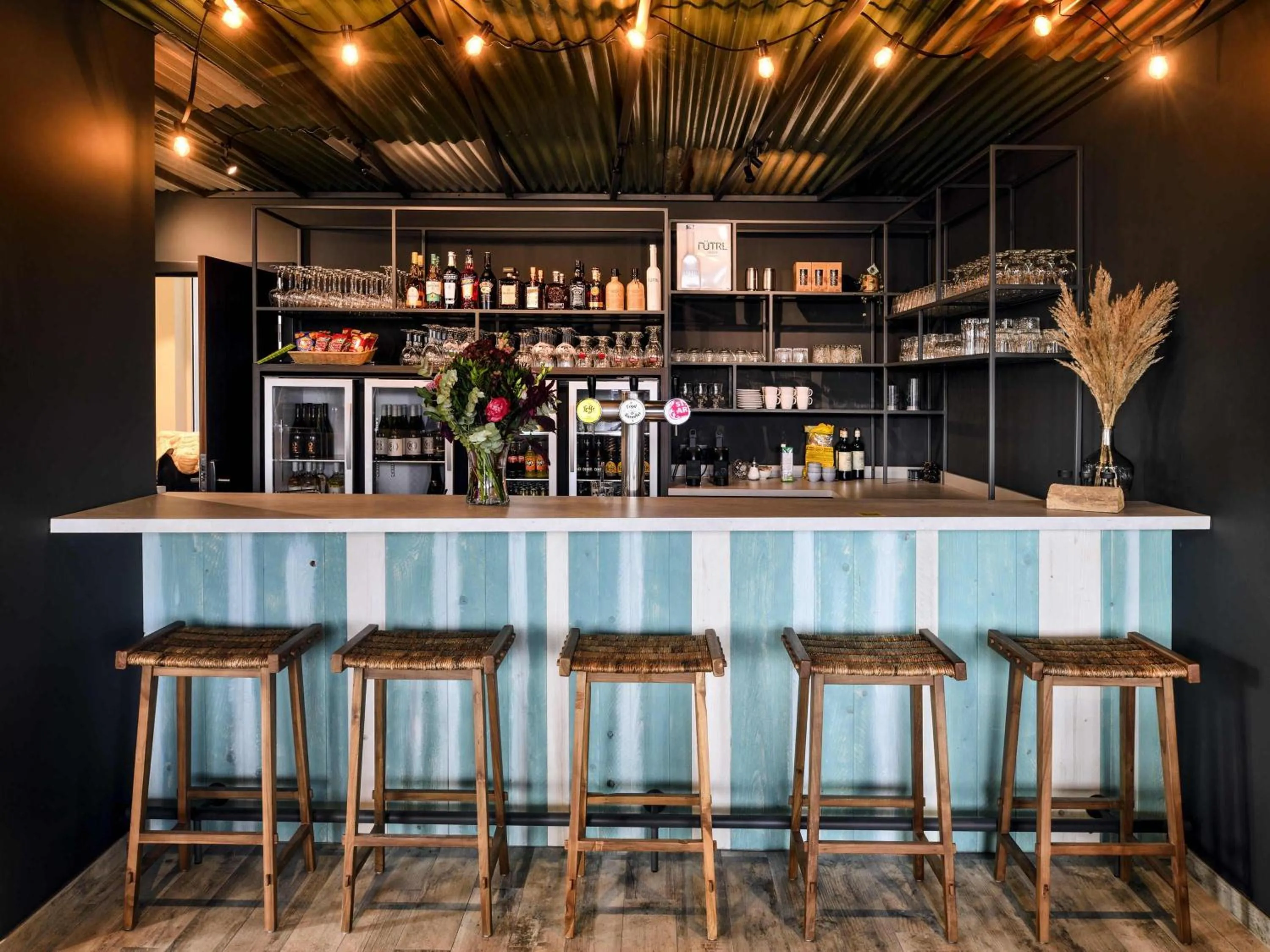 Lounge or bar in ibis Styles Bredene