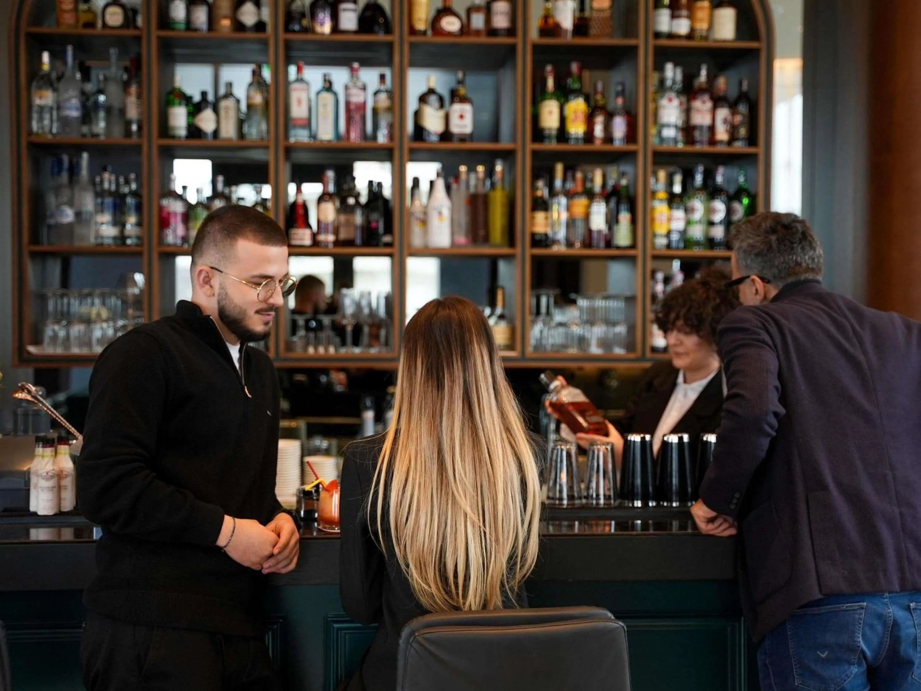 Lounge or bar in Mercure Prishtina City