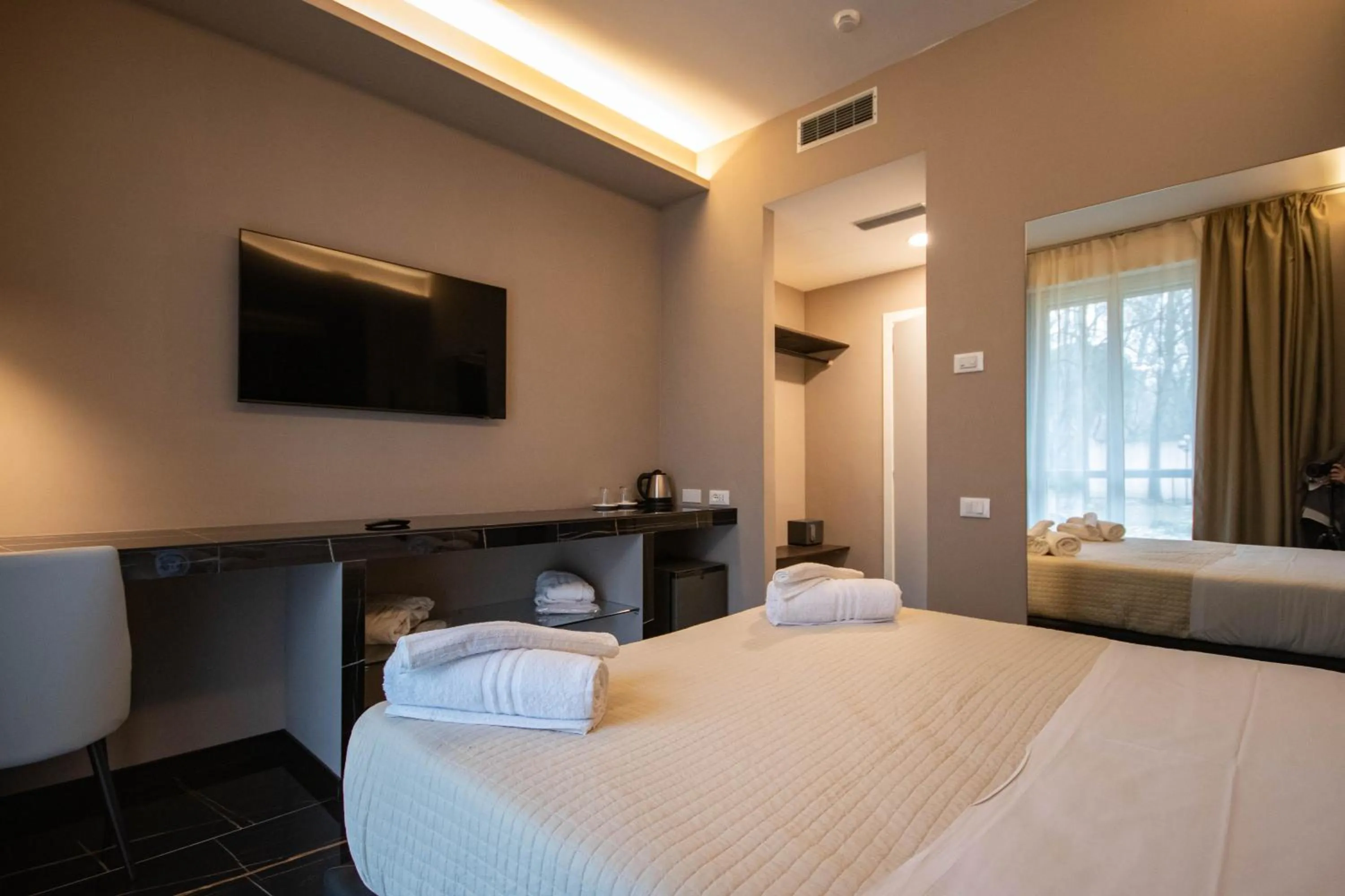 Bed in Emma Hotel Bologna Fiera