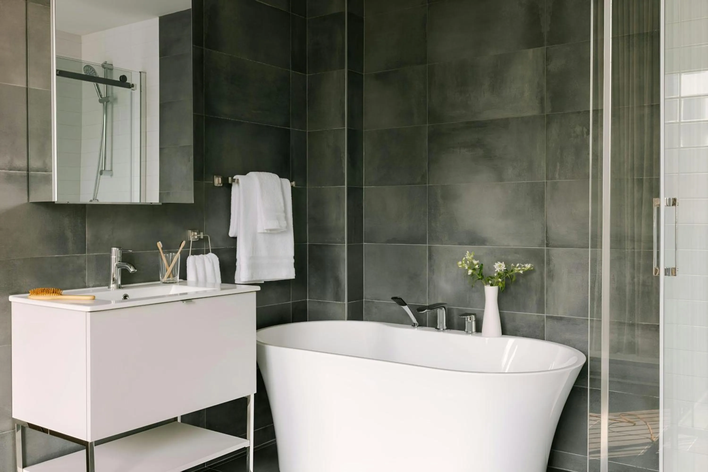 Bathroom in Sonder by Marriott Bonvoy Lambert Apartments Old Montreal