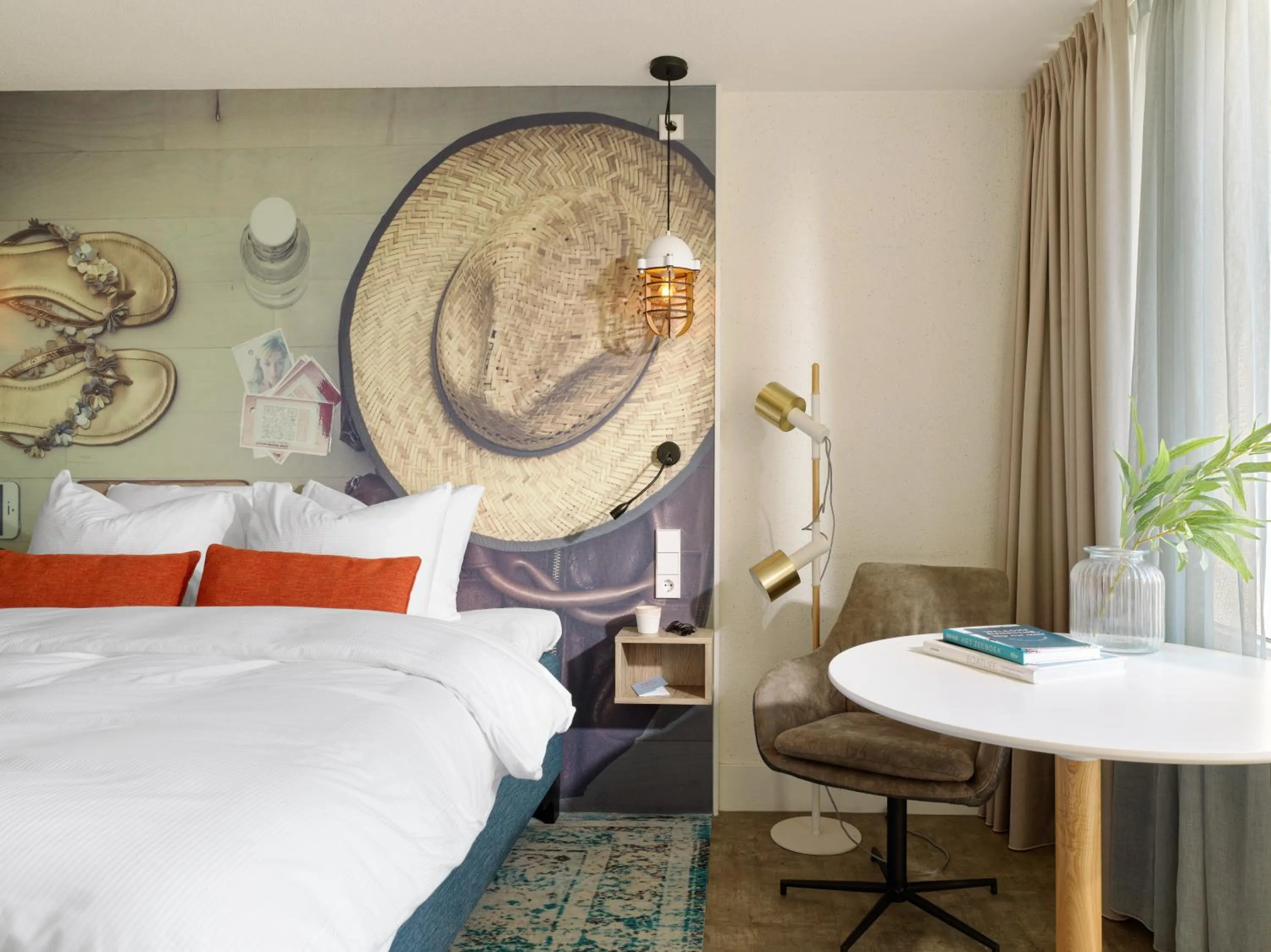 Bedroom, Bed in Carlton Beach