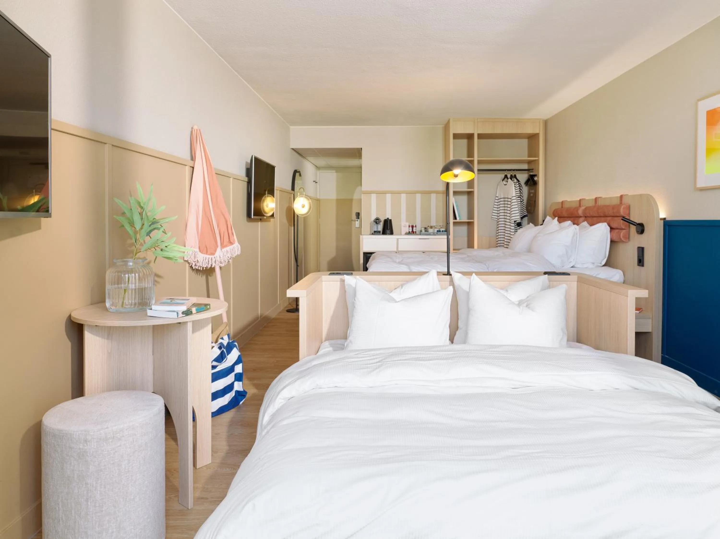 Bedroom, Bed in Carlton Beach