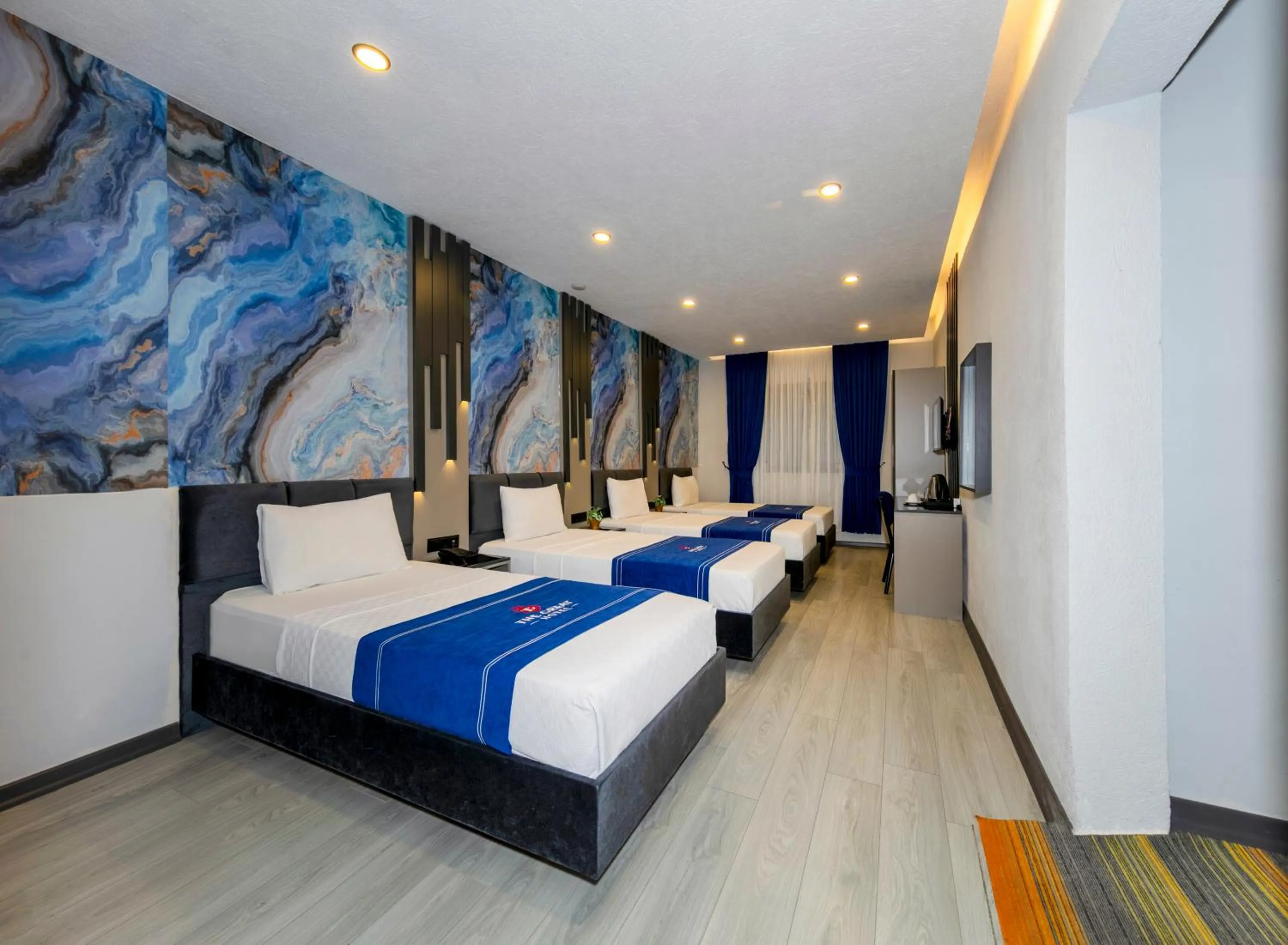 Bed in The Great Airport Hotel & Restaurant