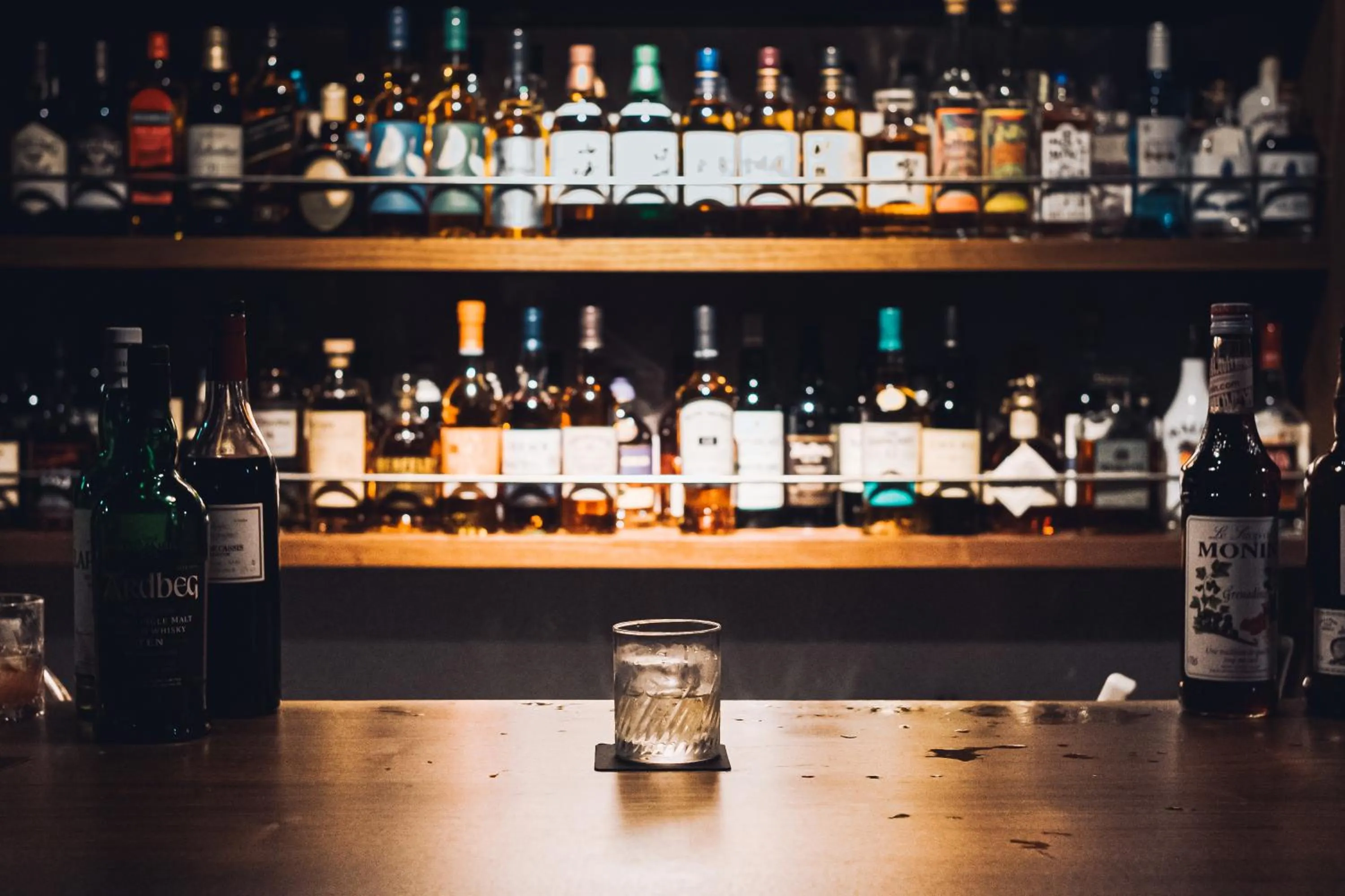 Lounge or bar in root hakone