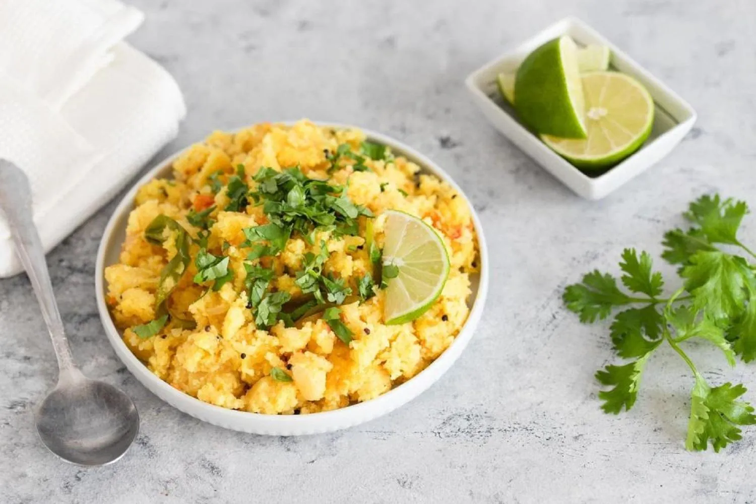 Breakfast in Hotel Girgaon Palace Near Chowpatty Beach