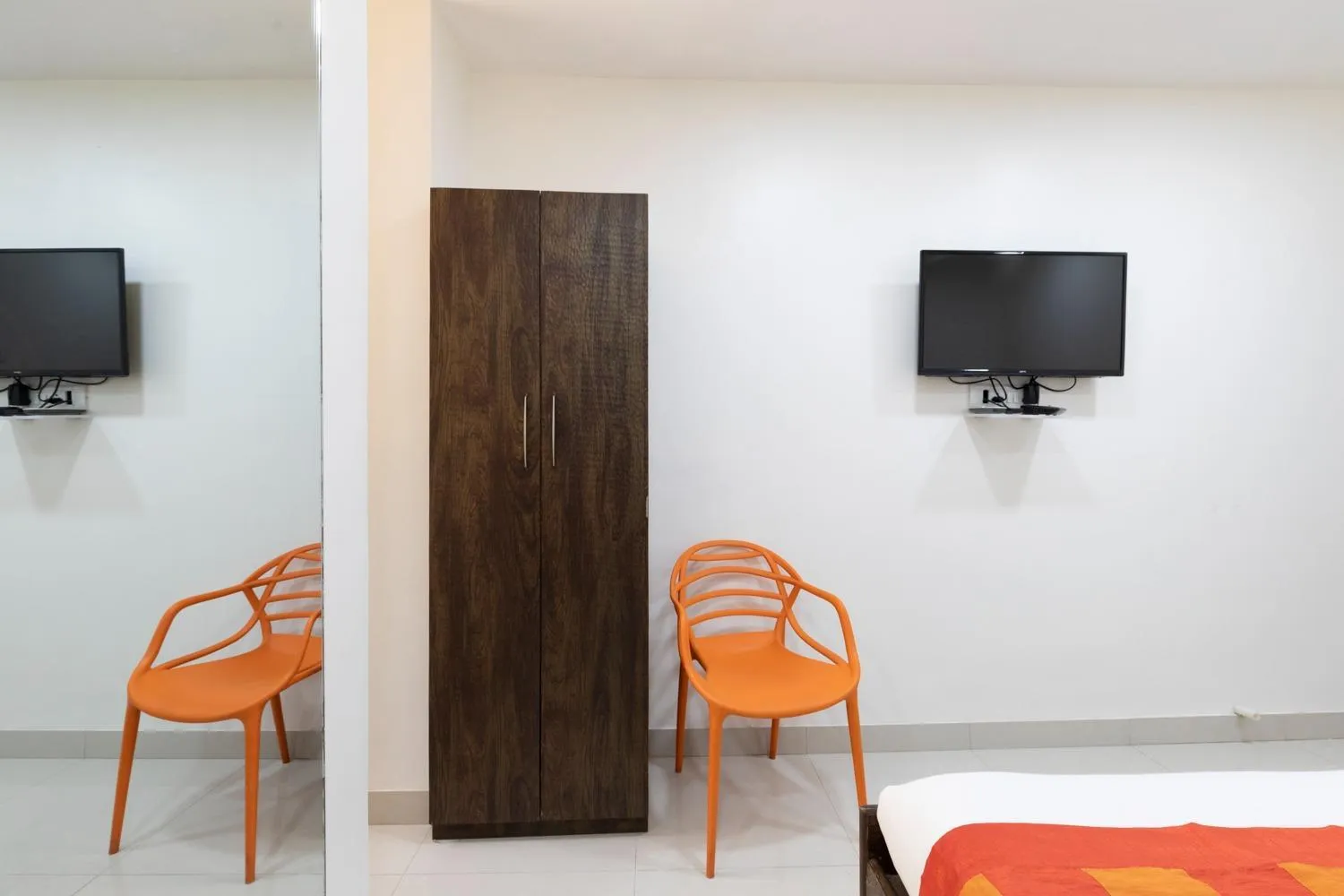 Seating area in Hotel Girgaon Palace Near Chowpatty Beach