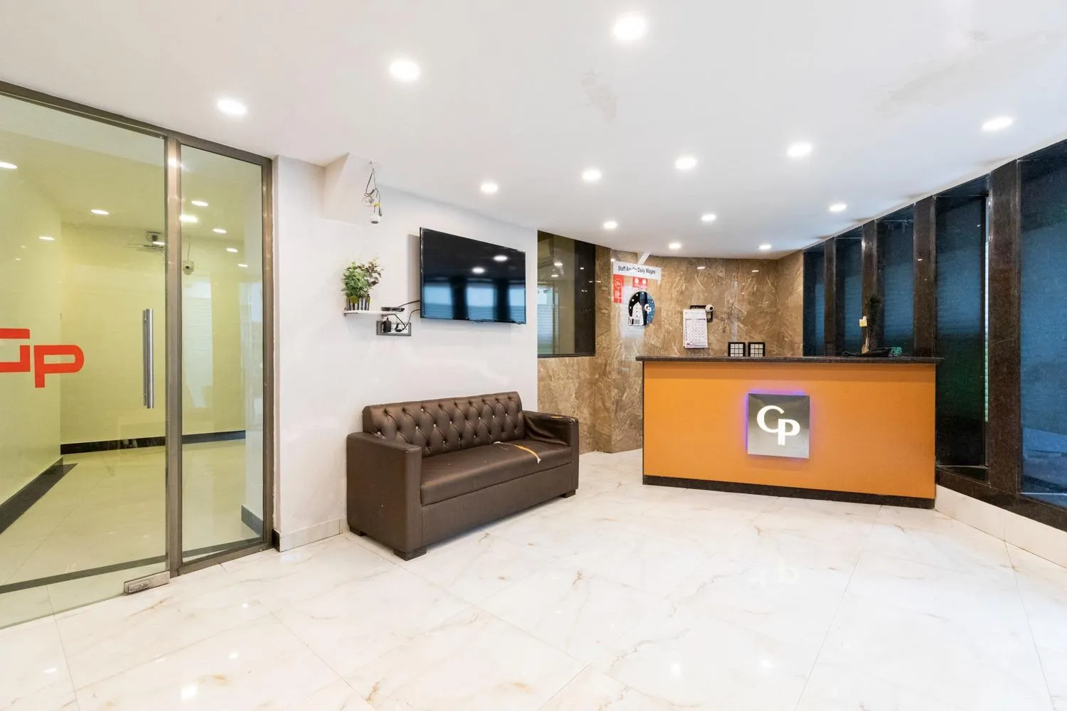 Lobby or reception in Hotel Girgaon Palace Near Chowpatty Beach