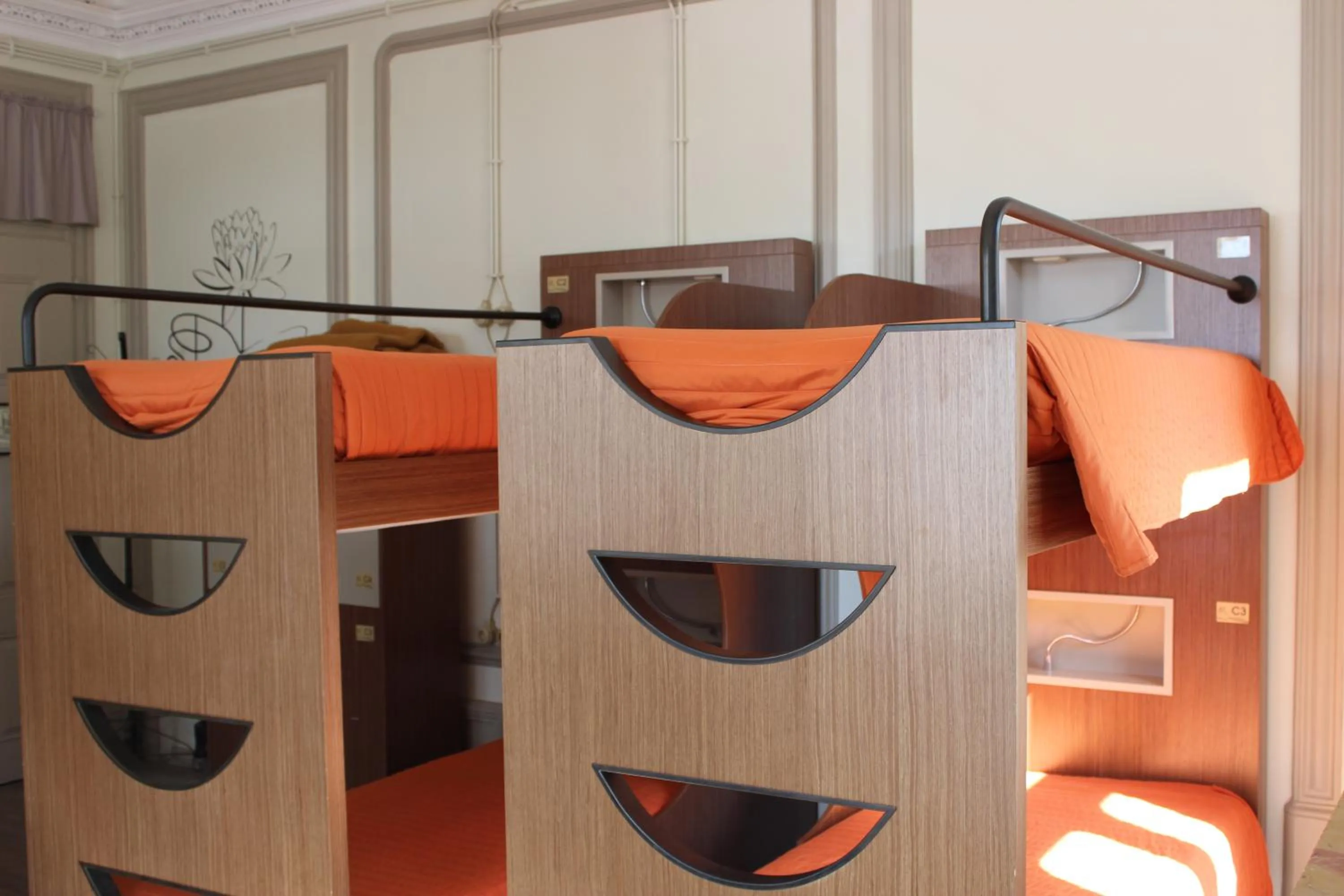 Bed in Serenata Hotel & Hostel Coimbra