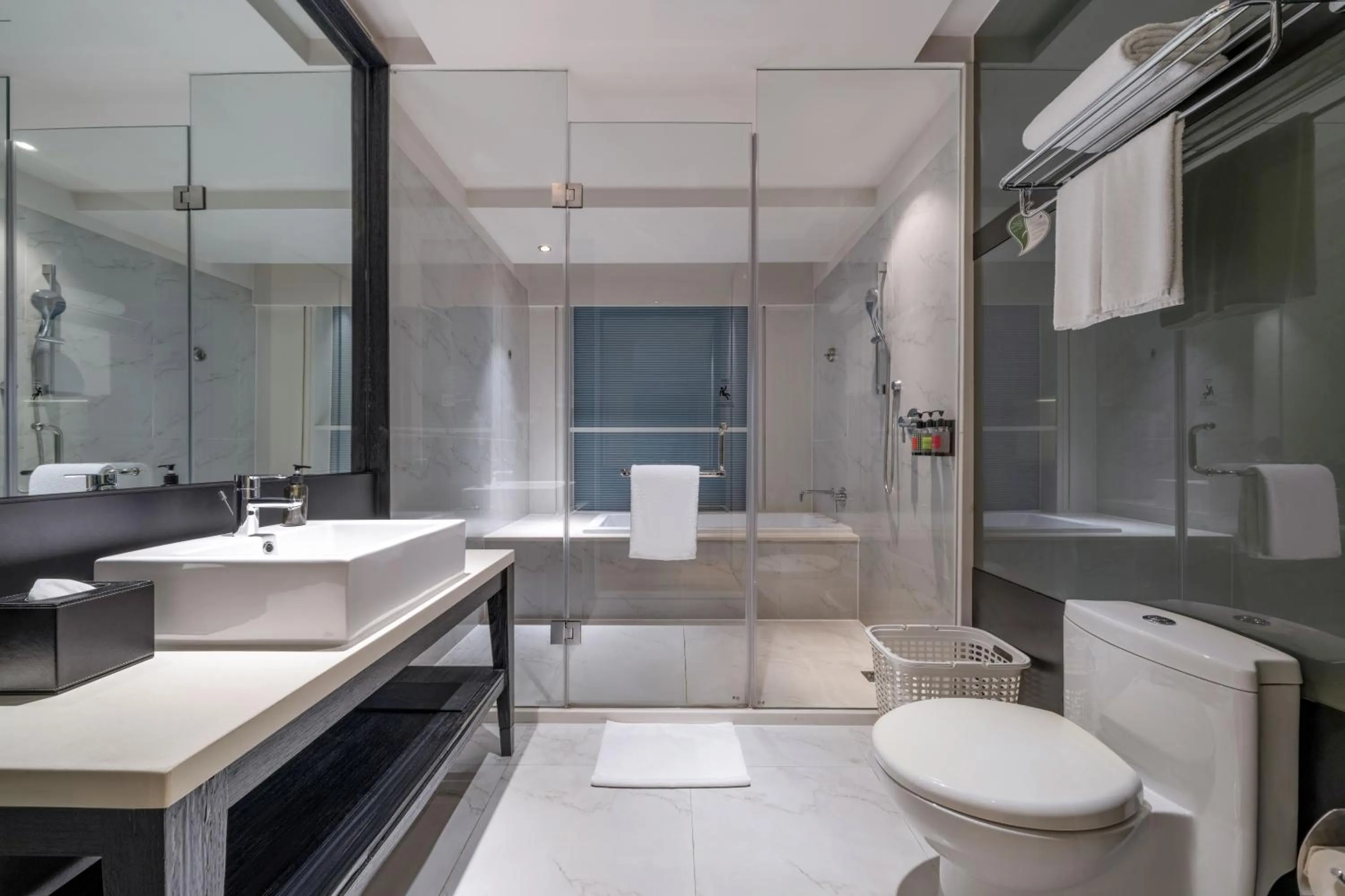 Shower in Citadines South Chengdu