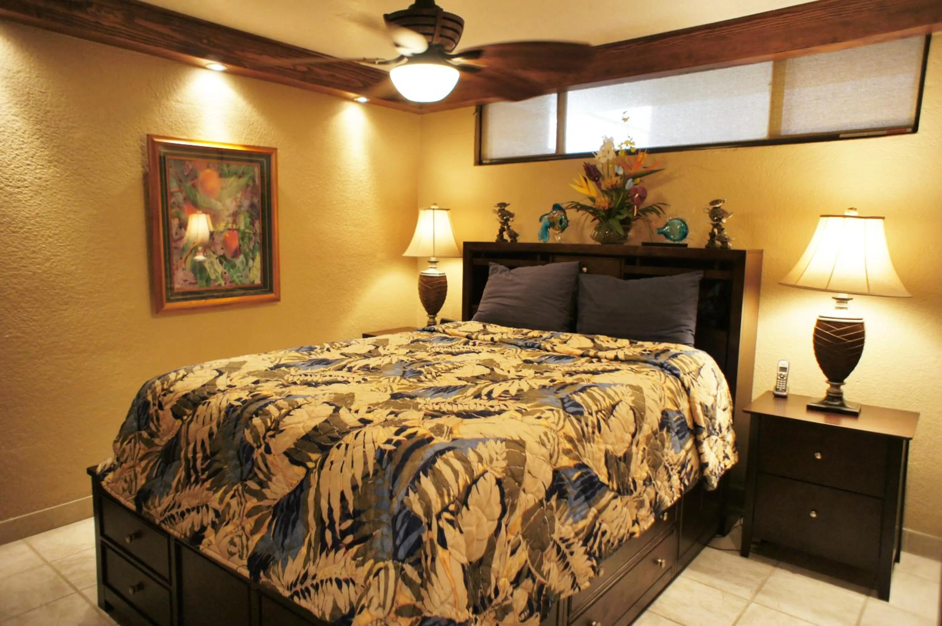 Bed in Kona Reef A6