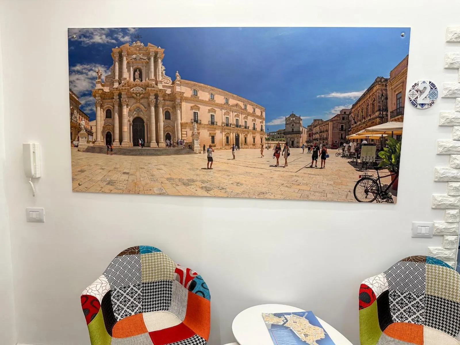 Decorative detail in Central Perk