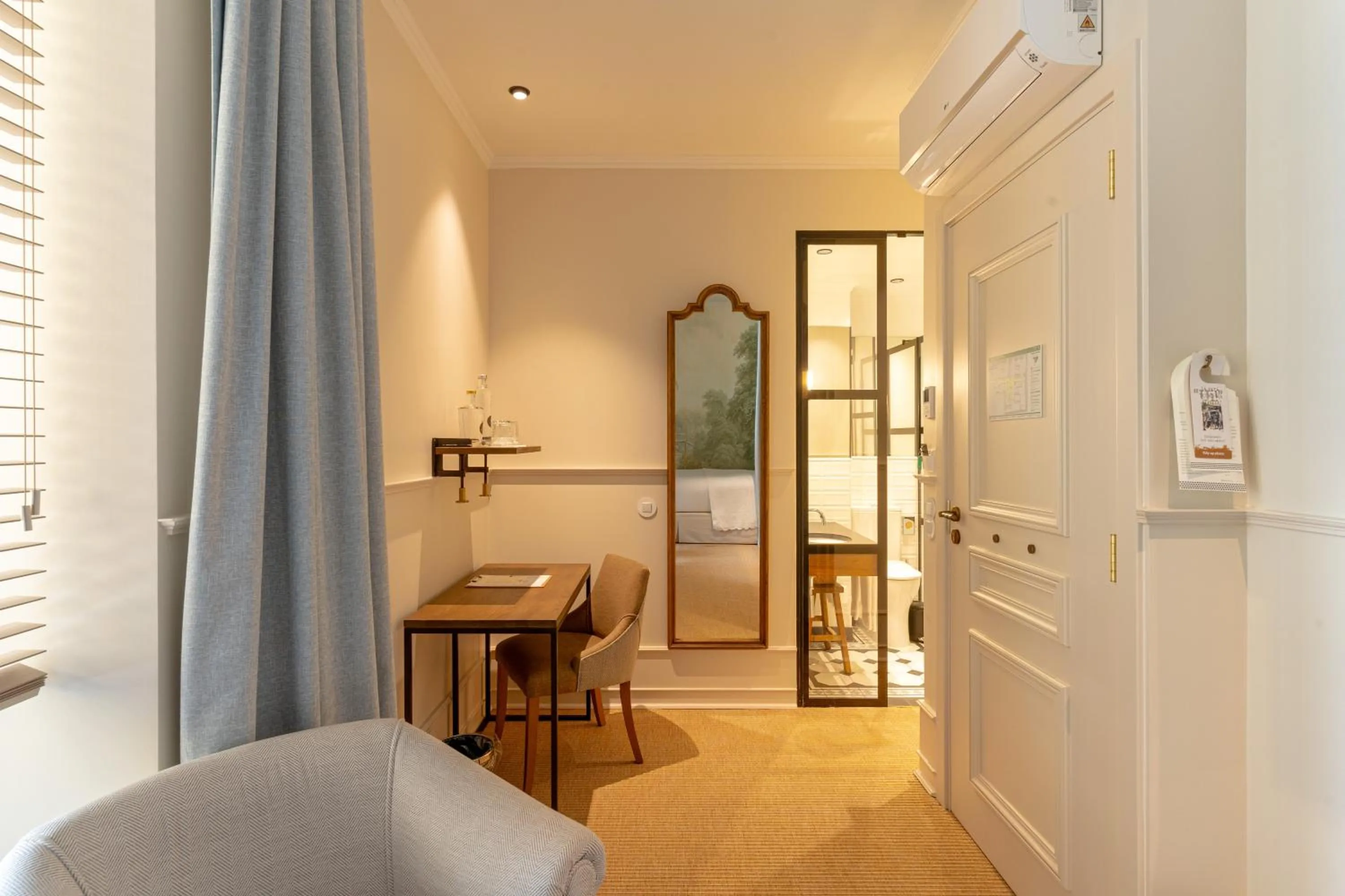 Seating area in AlmaLusa Alfama