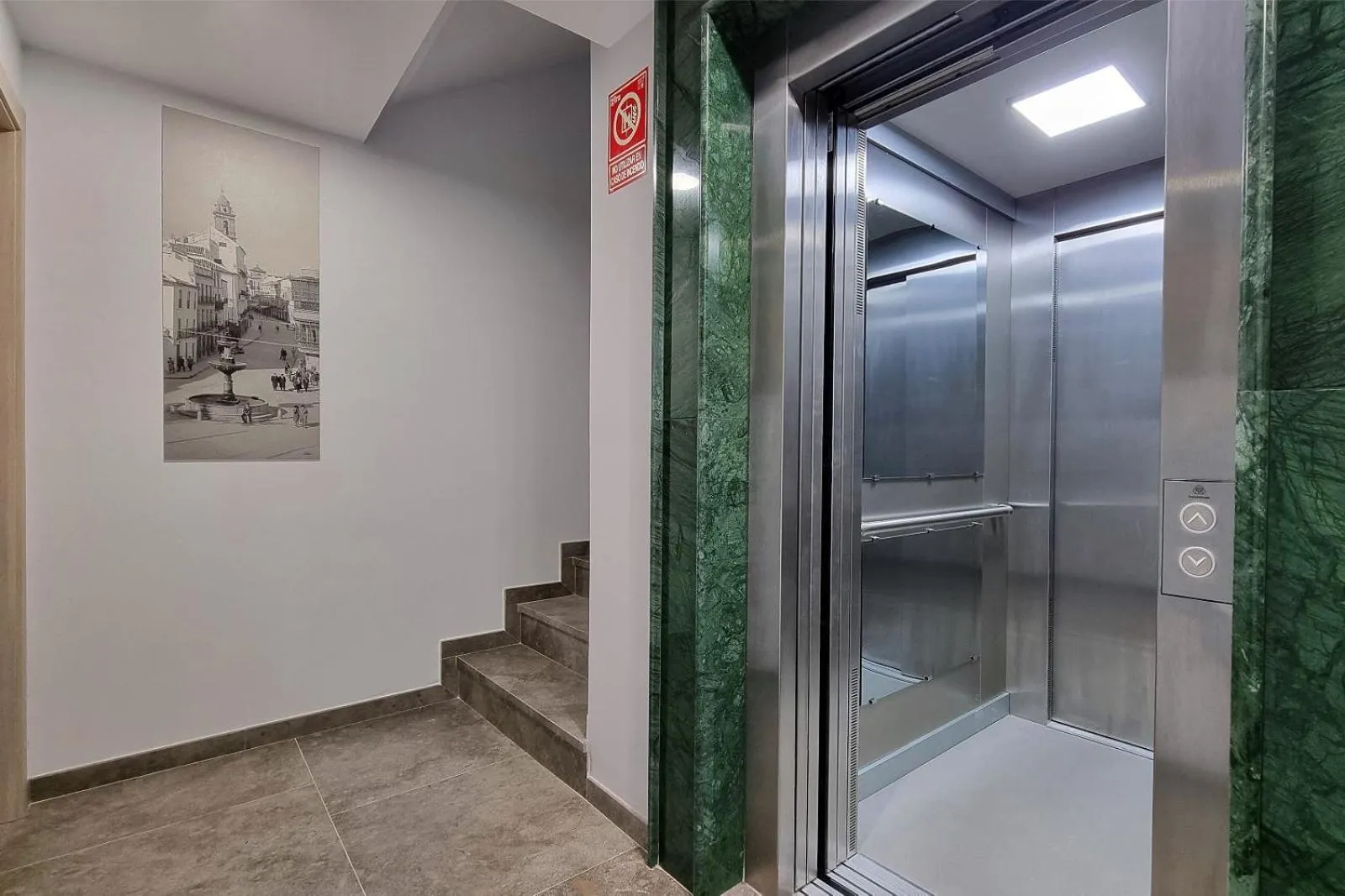 elevator in Hotel Apartamentos Antequera