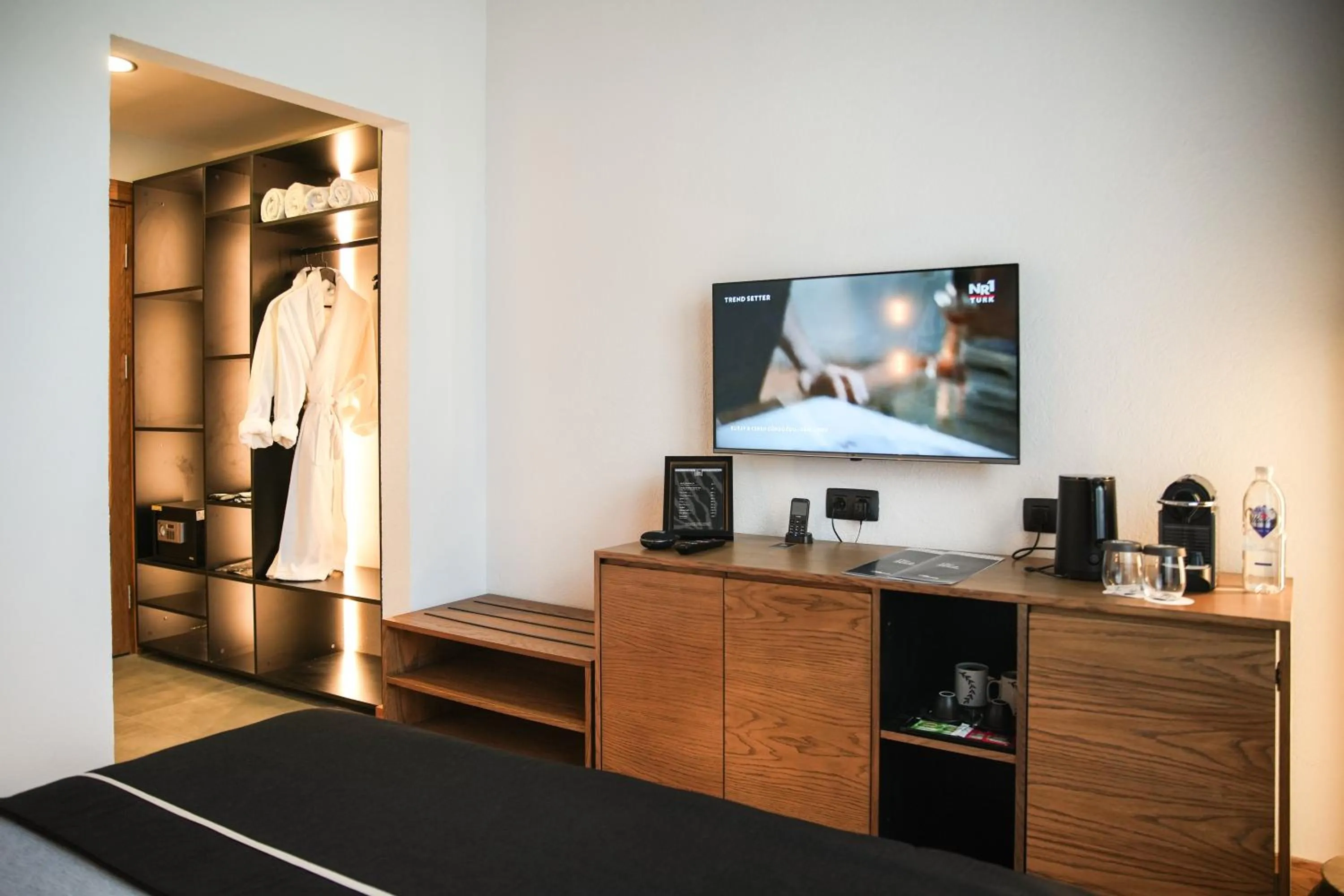 TV and multimedia, Bed in The Local House Alaçatı